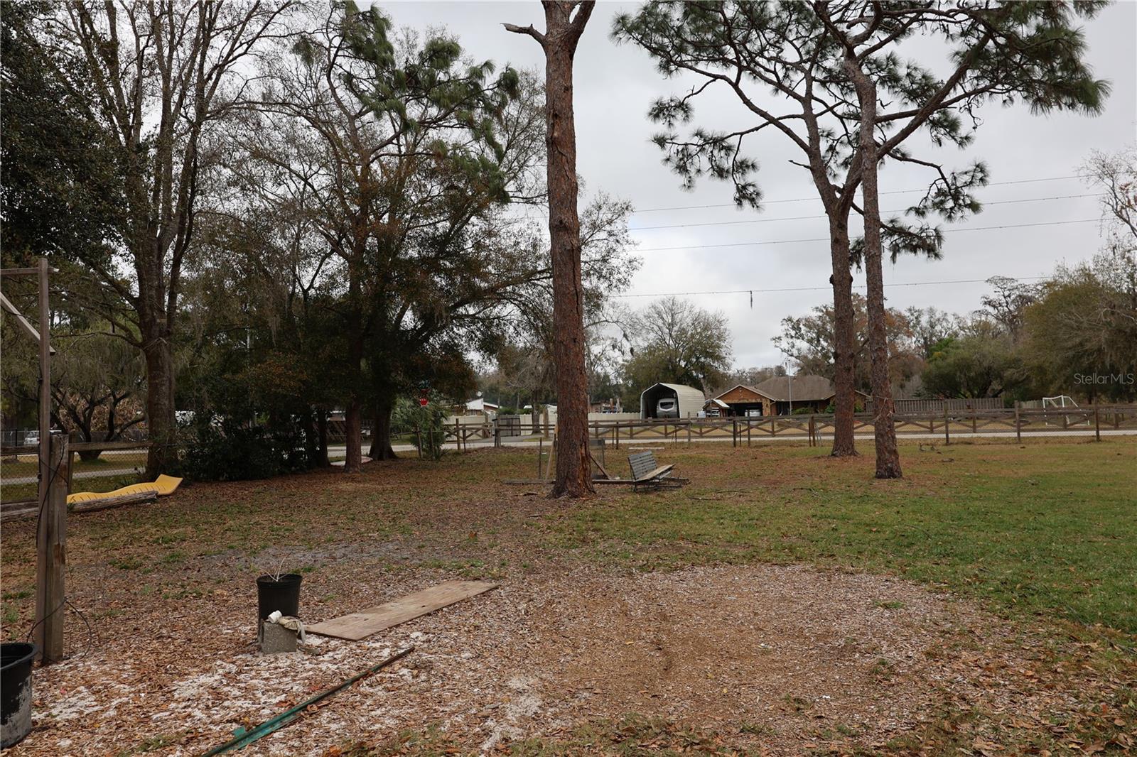 Image 7 of 54 For 1133 Live Oak Lane