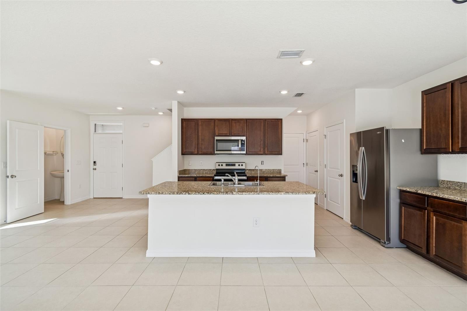 Image 24 of 86 For 3072 Suncoast Plains Drive