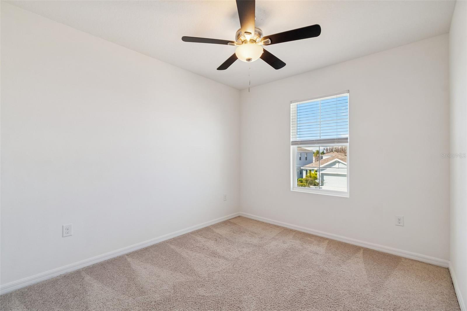 Image 35 of 86 For 3072 Suncoast Plains Drive