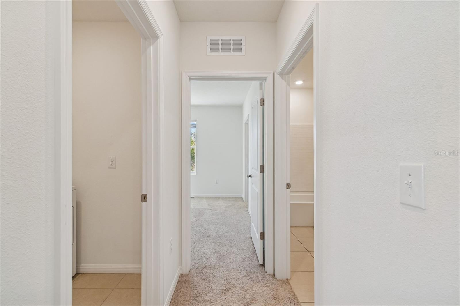 Image 39 of 86 For 3072 Suncoast Plains Drive