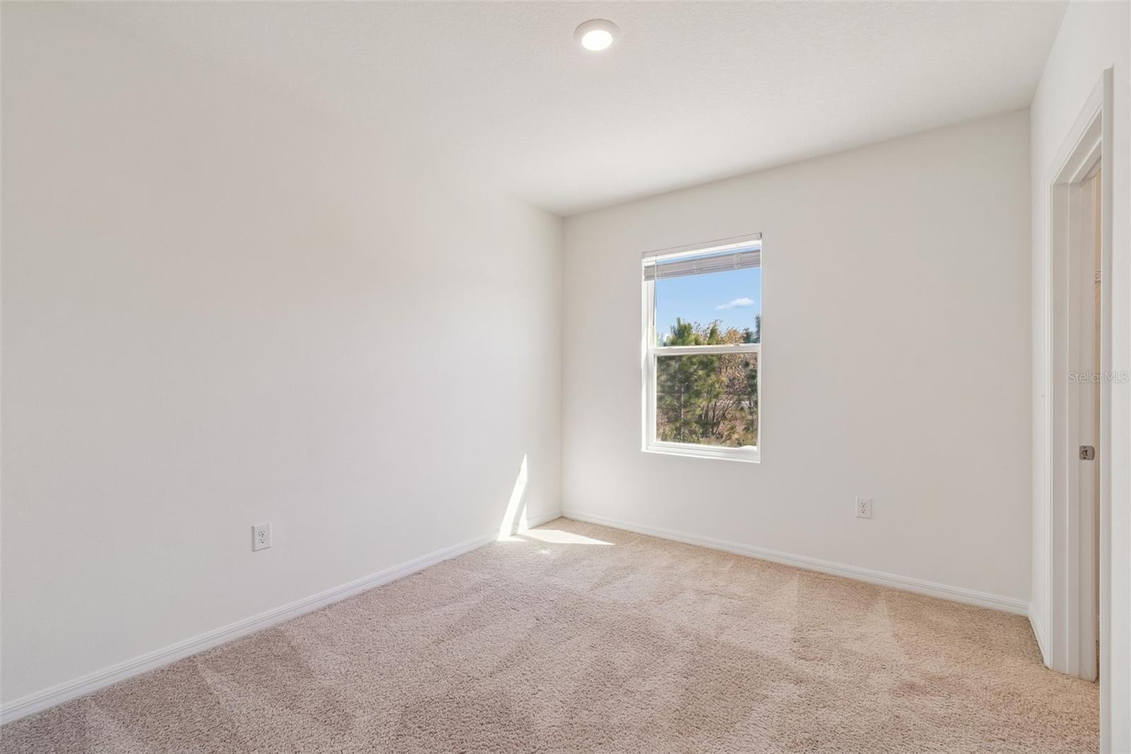 Image 45 of 86 For 3072 Suncoast Plains Drive