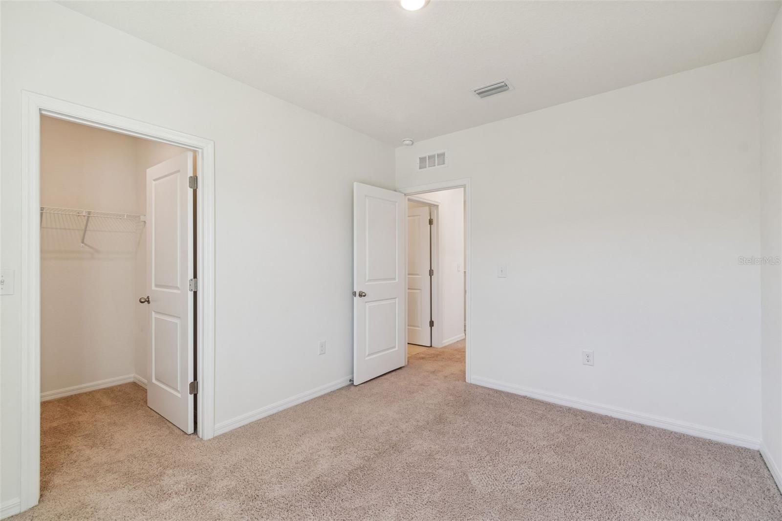 Image 46 of 86 For 3072 Suncoast Plains Drive