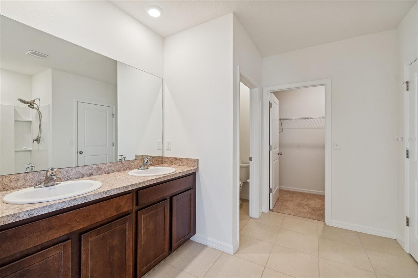 Image 52 of 86 For 3072 Suncoast Plains Drive