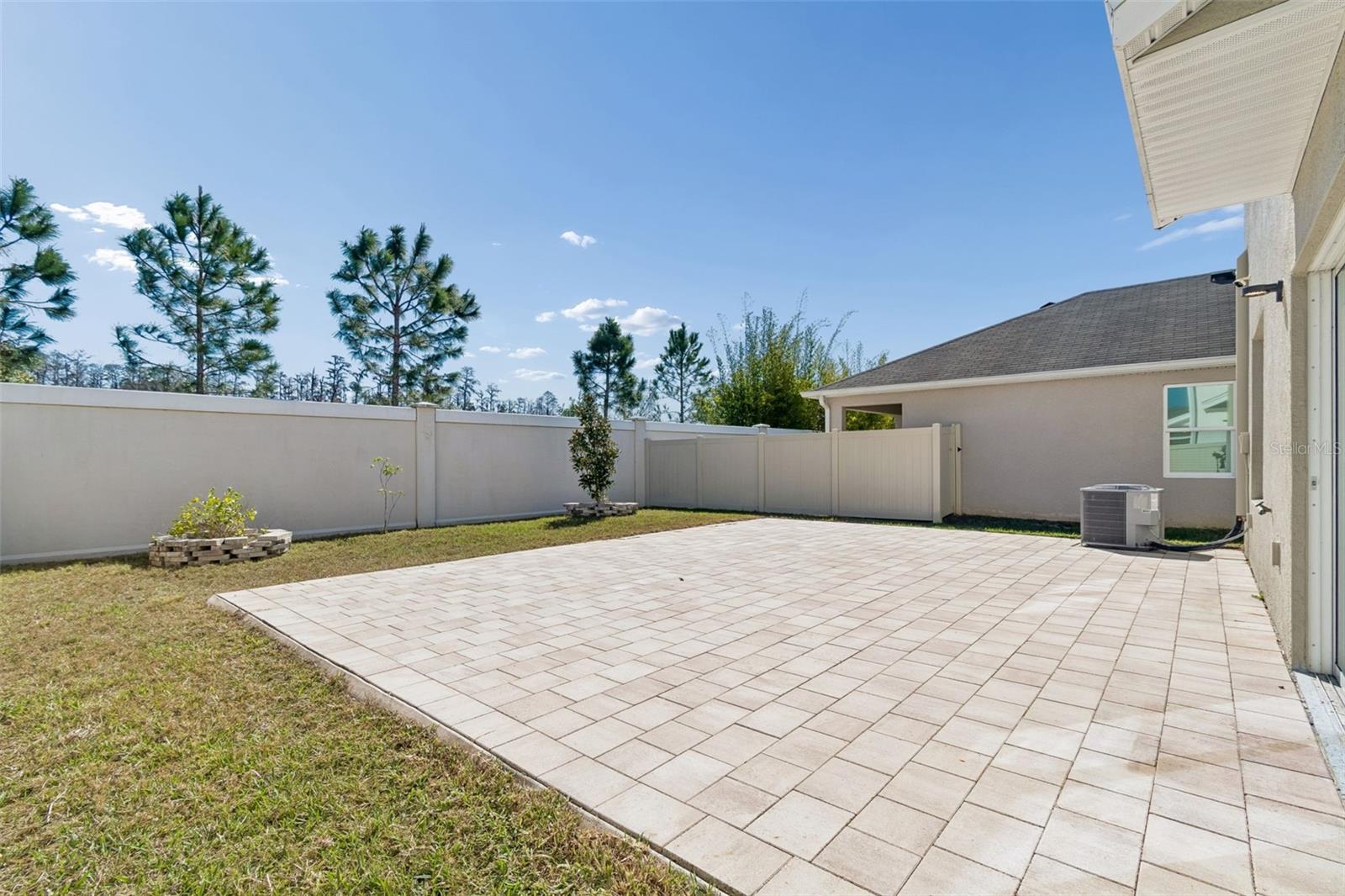 Image 61 of 86 For 3072 Suncoast Plains Drive