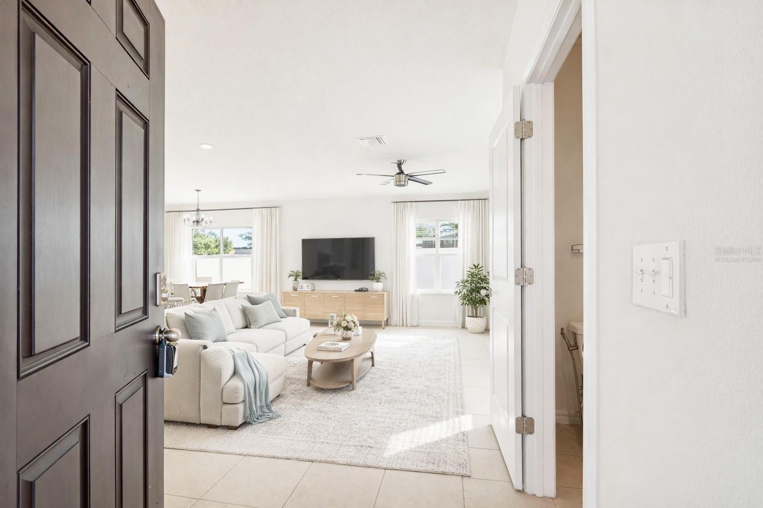 Image 9 of 86 For 3072 Suncoast Plains Drive