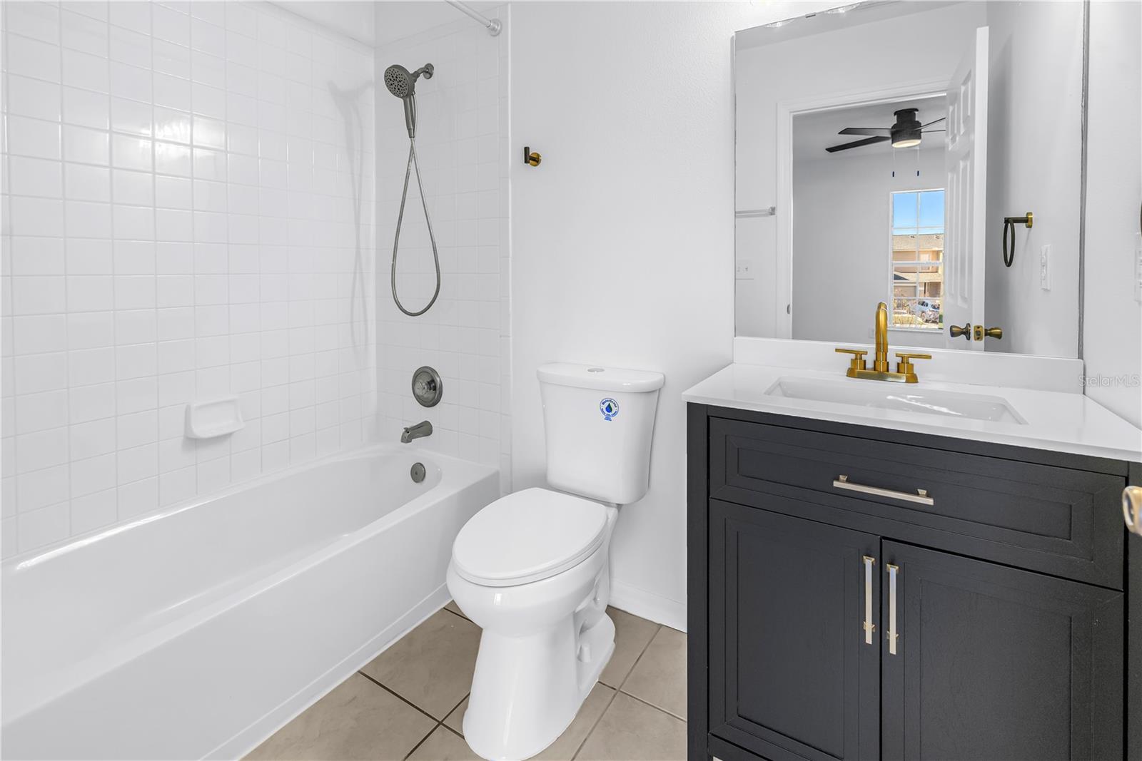 Image 26 of 60 For 8517 Edgewater Place Boulevard