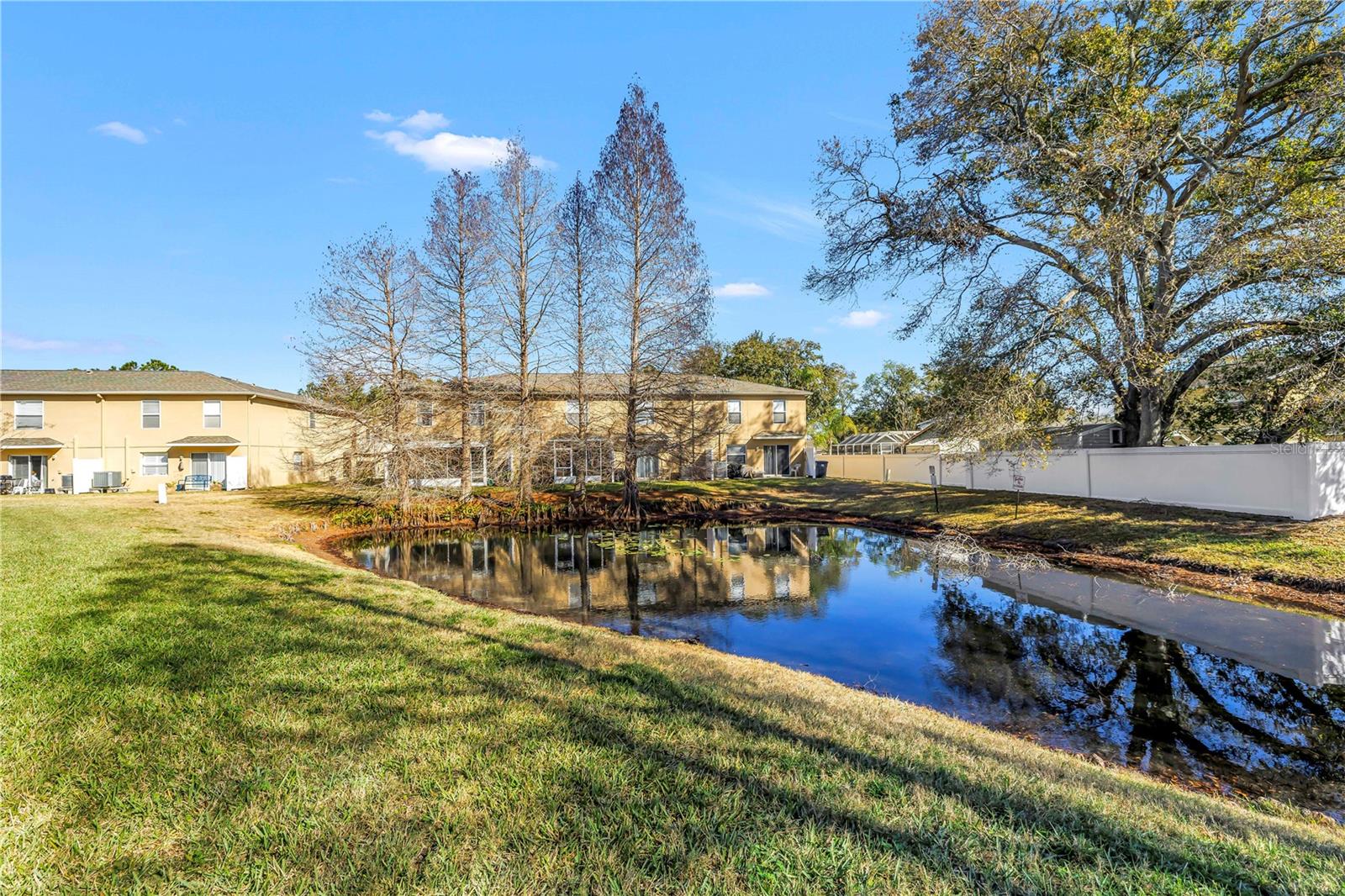 Image 32 of 60 For 8517 Edgewater Place Boulevard