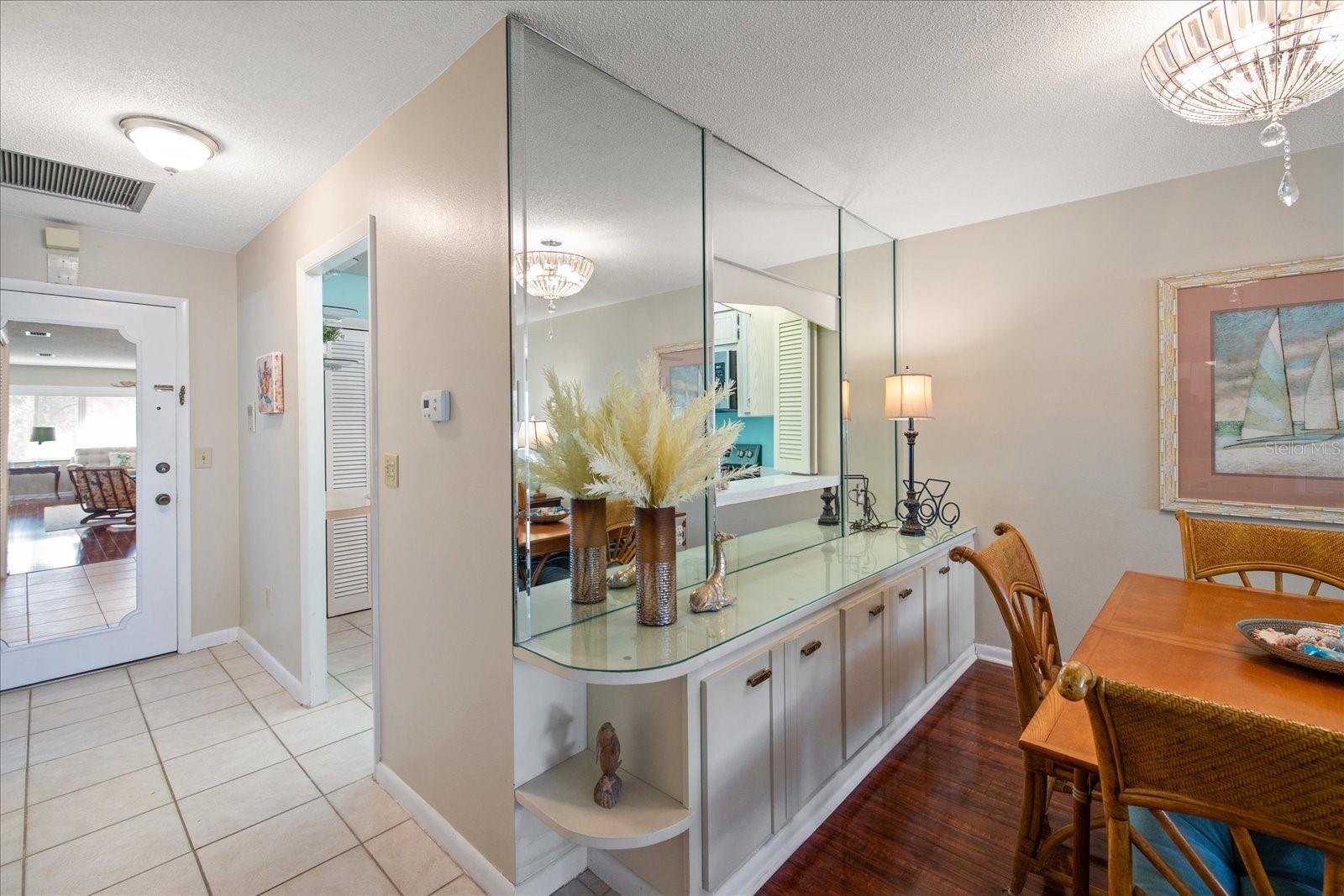 Image 14 of 33 For 100 Bluff View Drive 209b