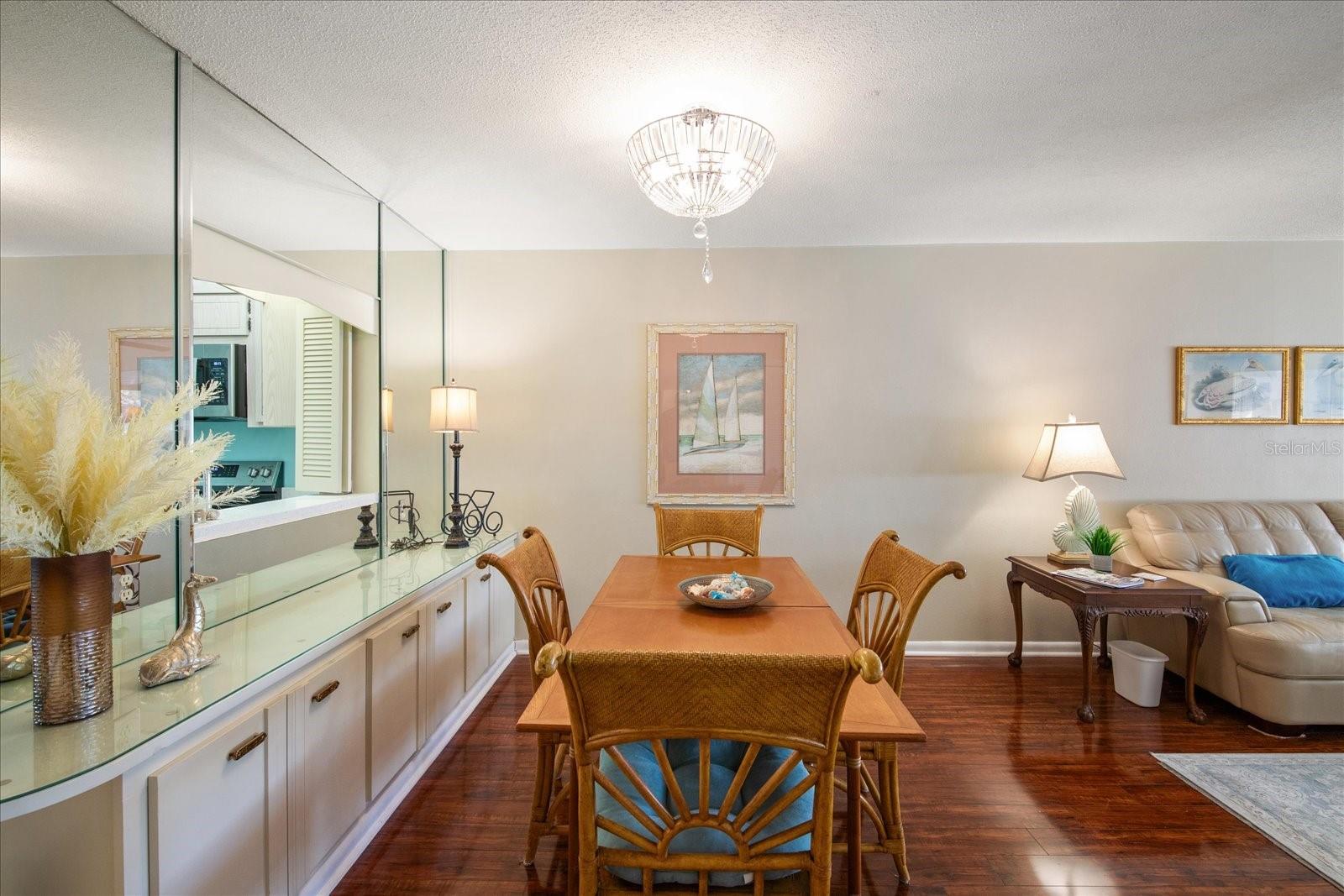 Image 15 of 33 For 100 Bluff View Drive 209b