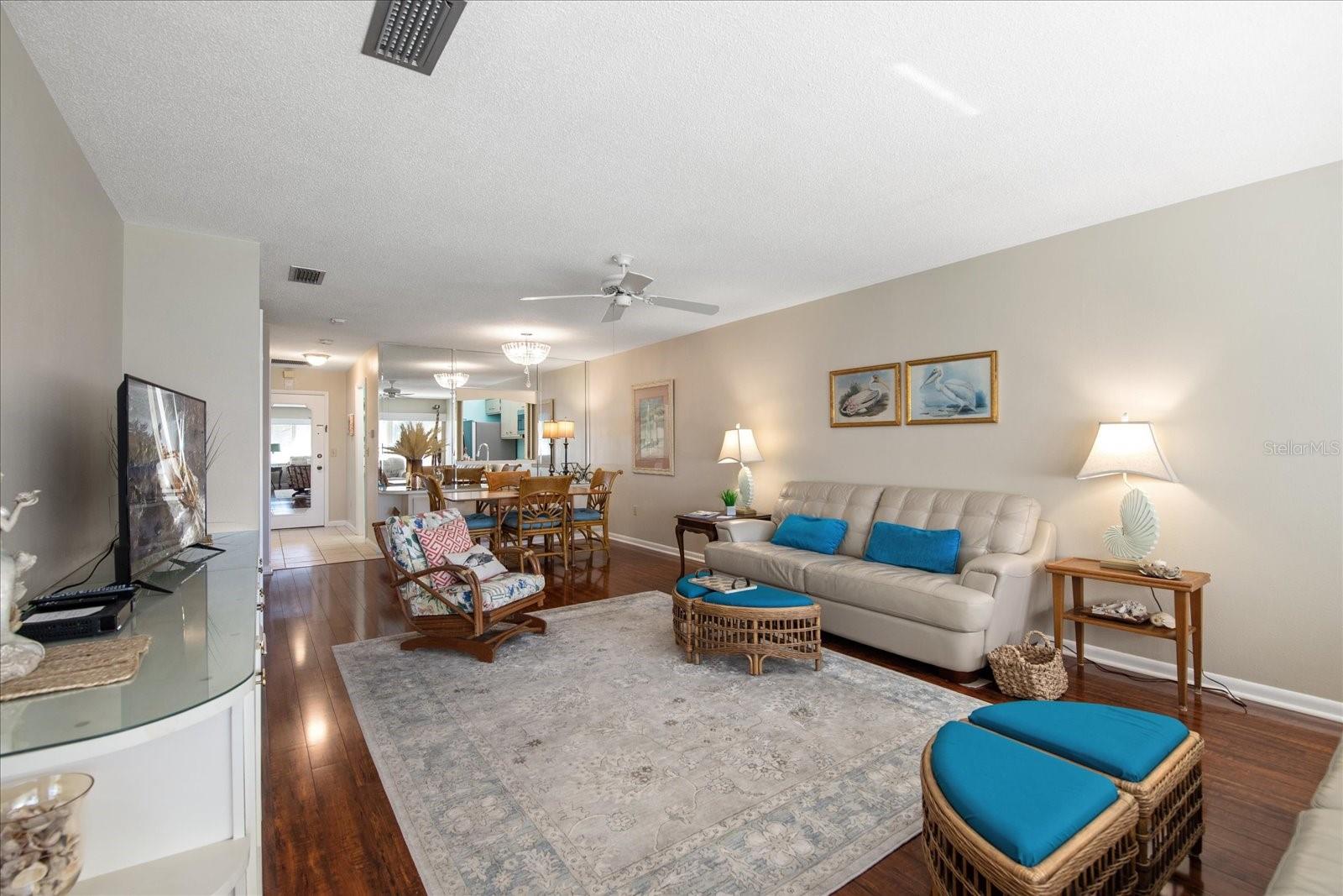 Image 16 of 33 For 100 Bluff View Drive 209b