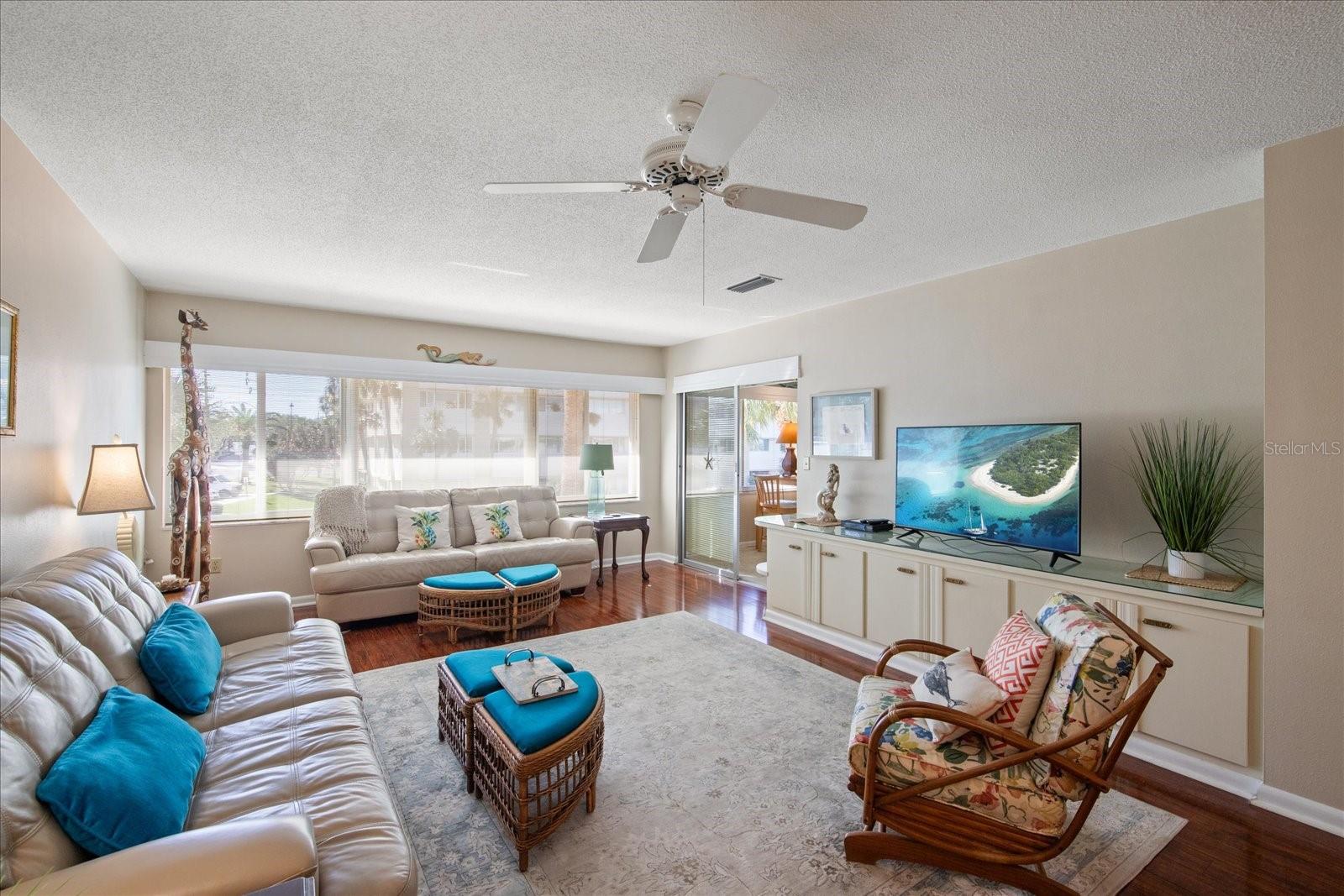 Image 18 of 33 For 100 Bluff View Drive 209b