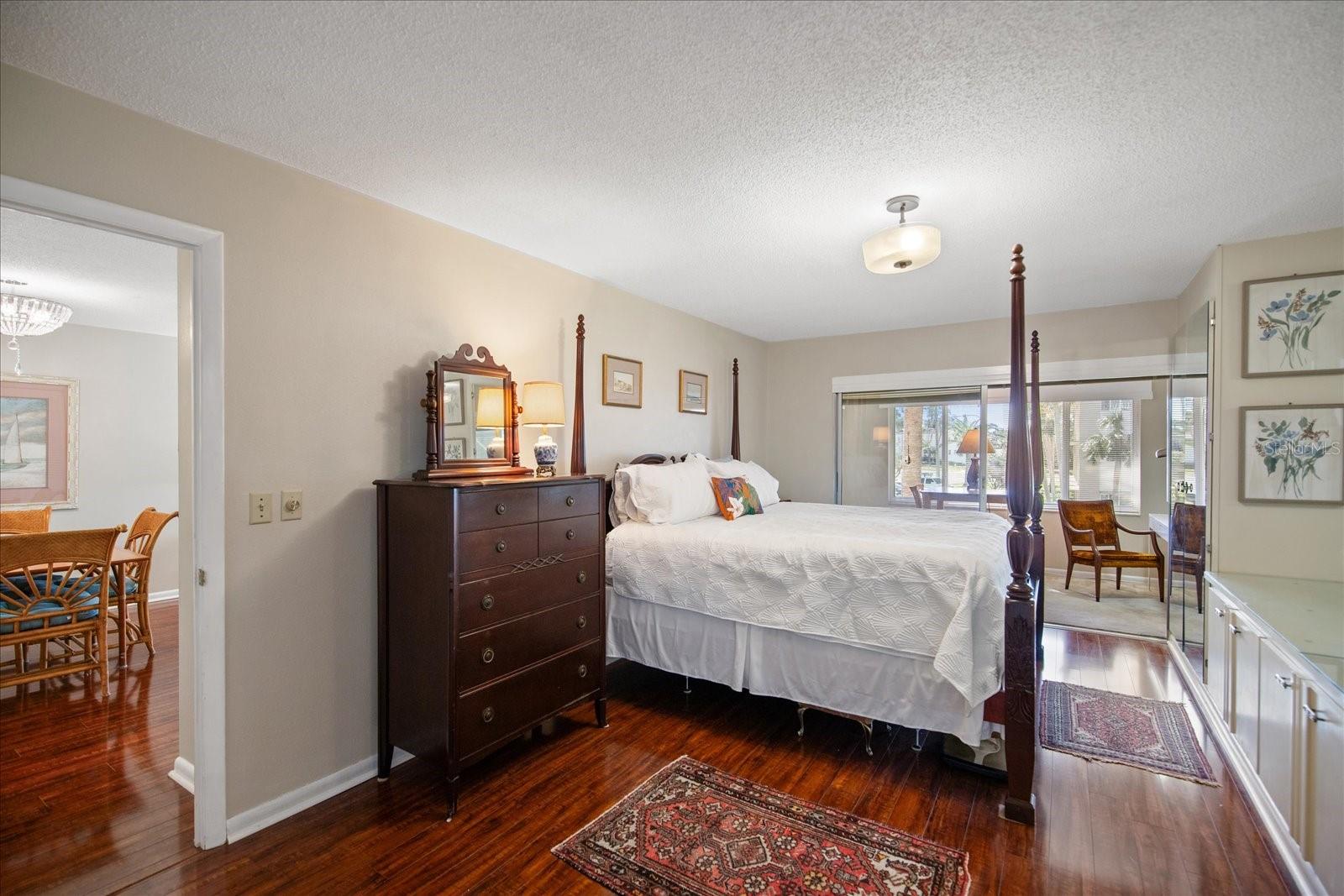 Image 23 of 33 For 100 Bluff View Drive 209b