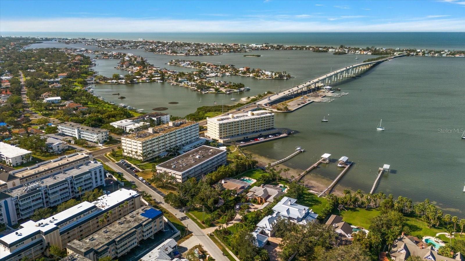 Image 33 of 33 For 100 Bluff View Drive 209b