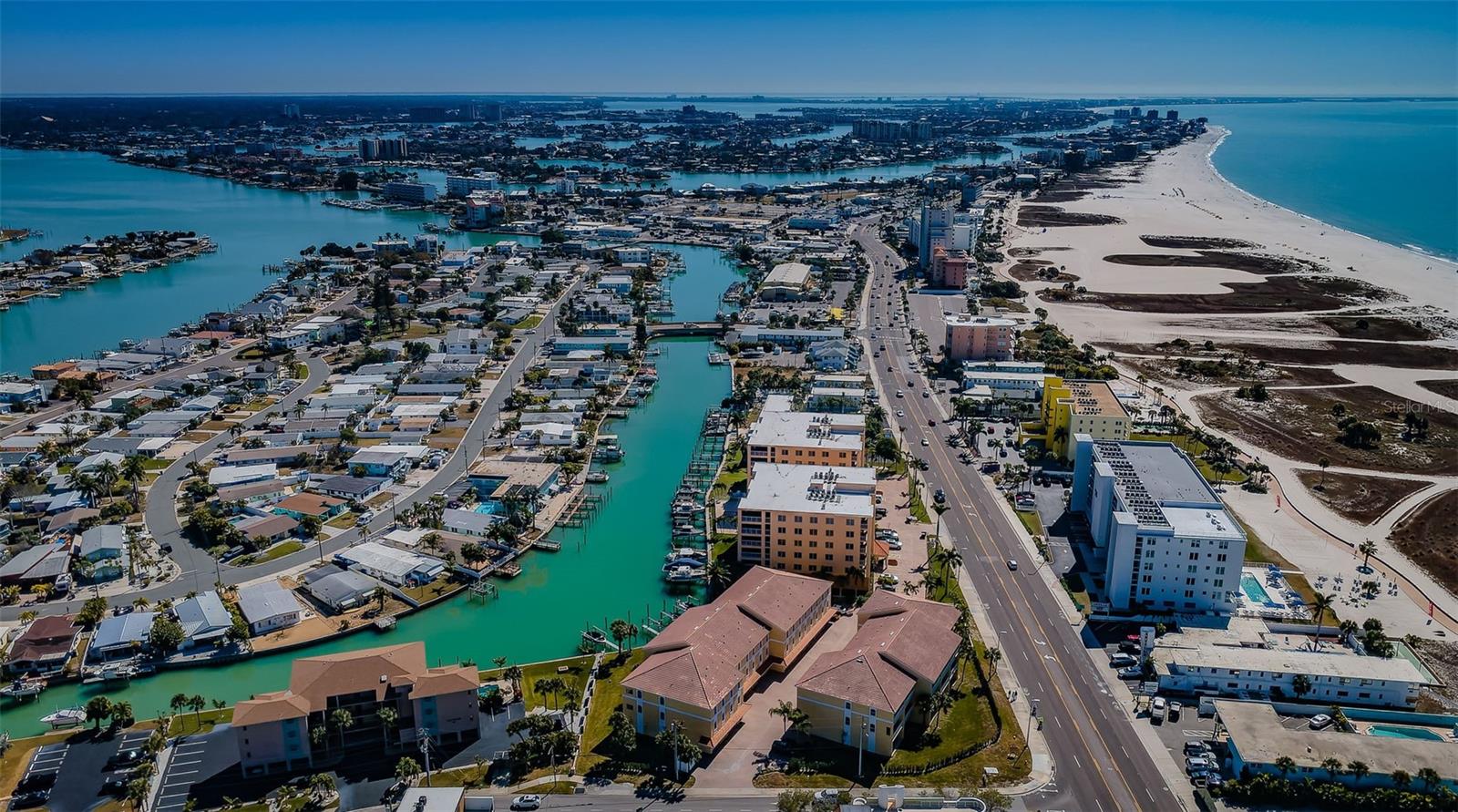 Image 55 of 73 For 11595 Gulf Boulevard 108