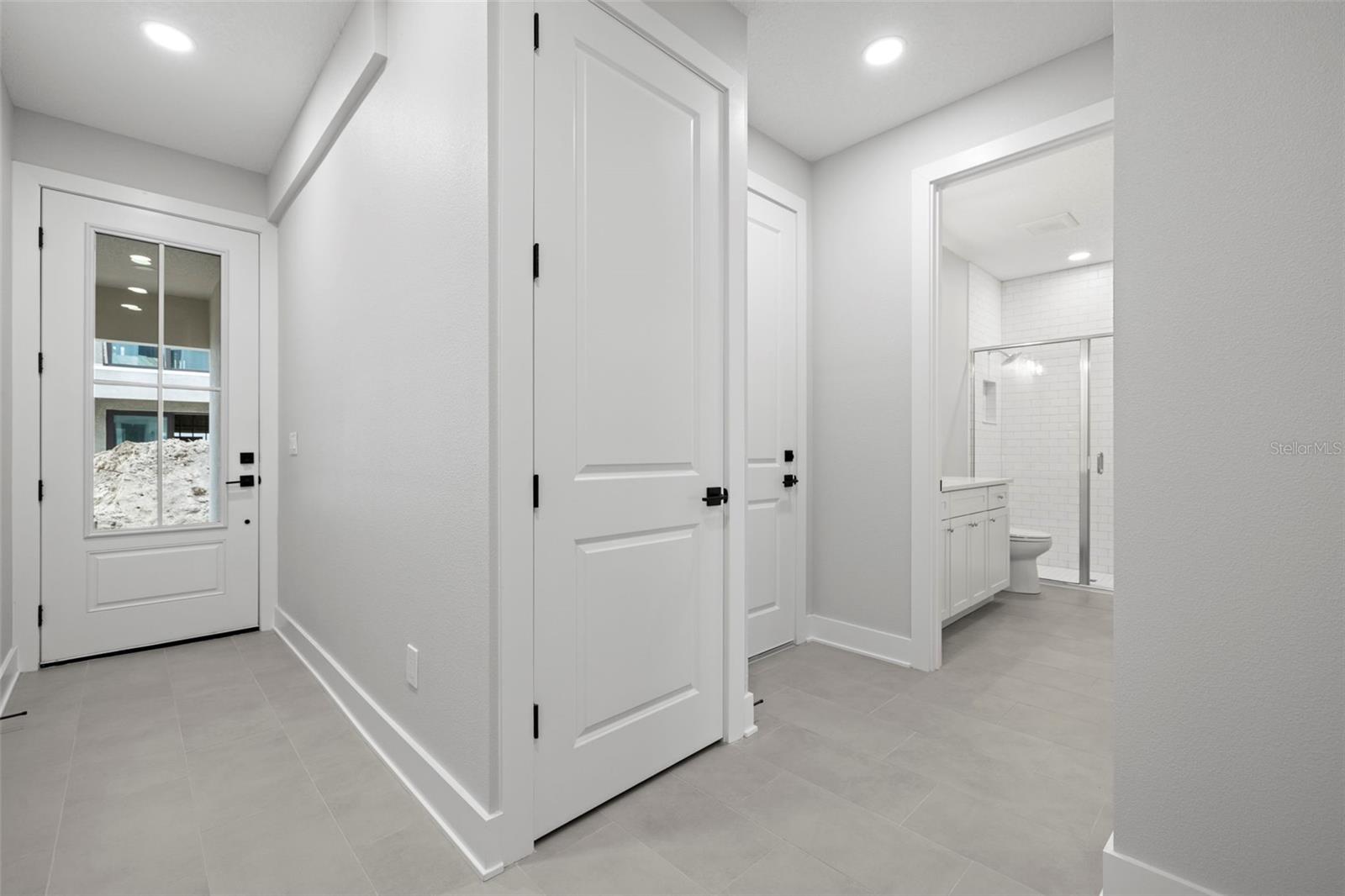 Image 3 of 33 For 4208 Carmen Street B