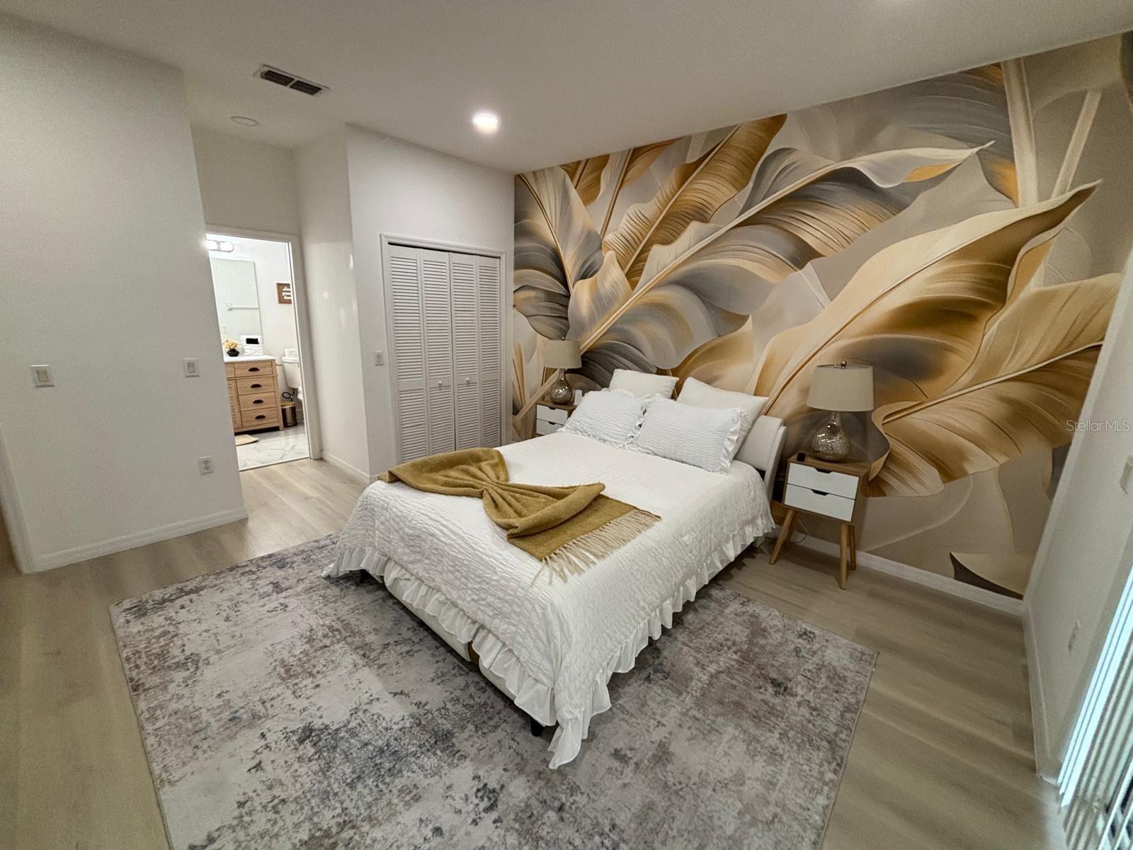 Image 11 of 23 For 3162 Sun Lake Court B