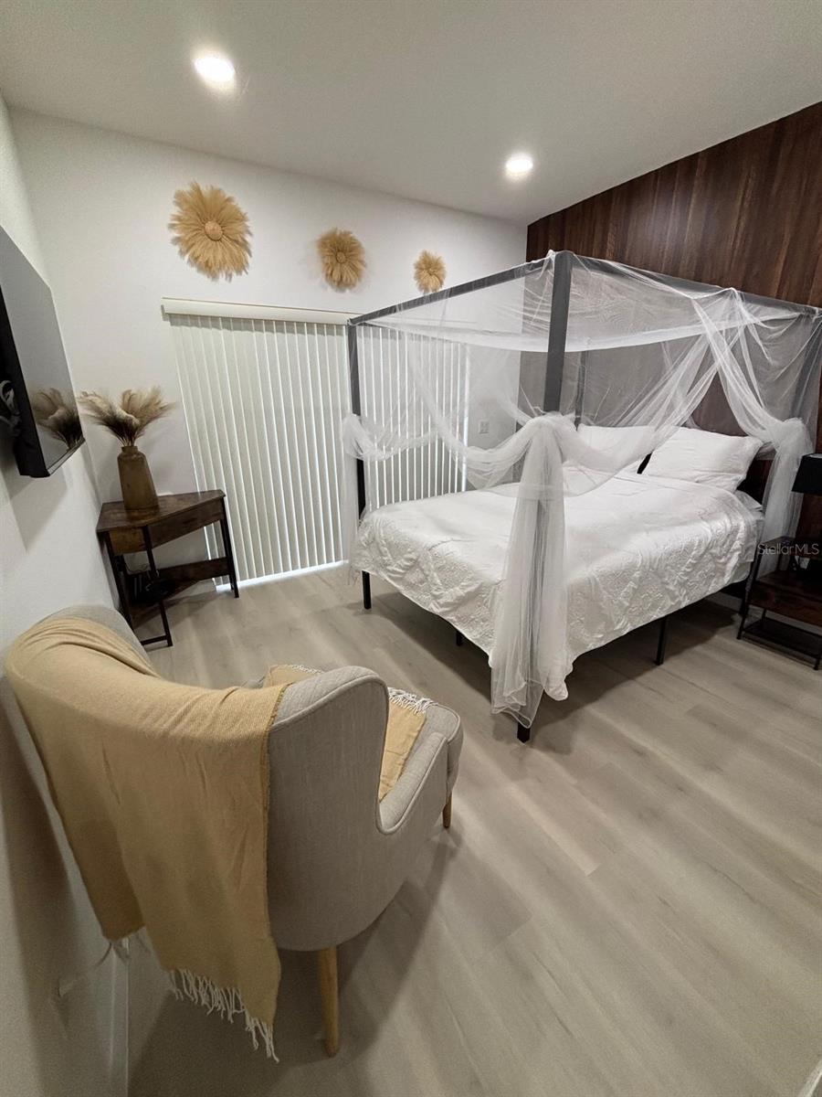 Image 15 of 23 For 3162 Sun Lake Court B