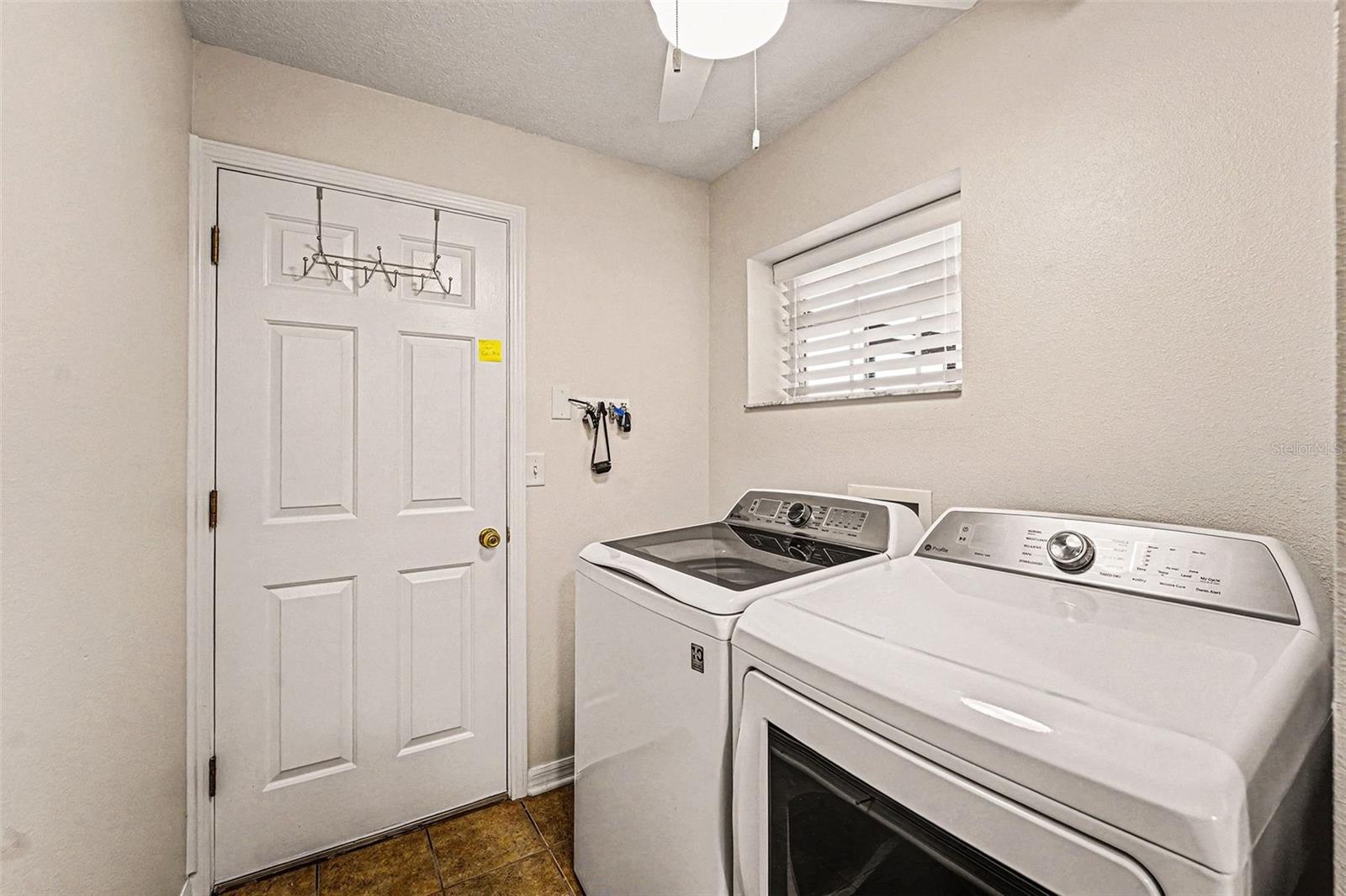 Image 26 of 38 For 10118 Cleghorn Drive