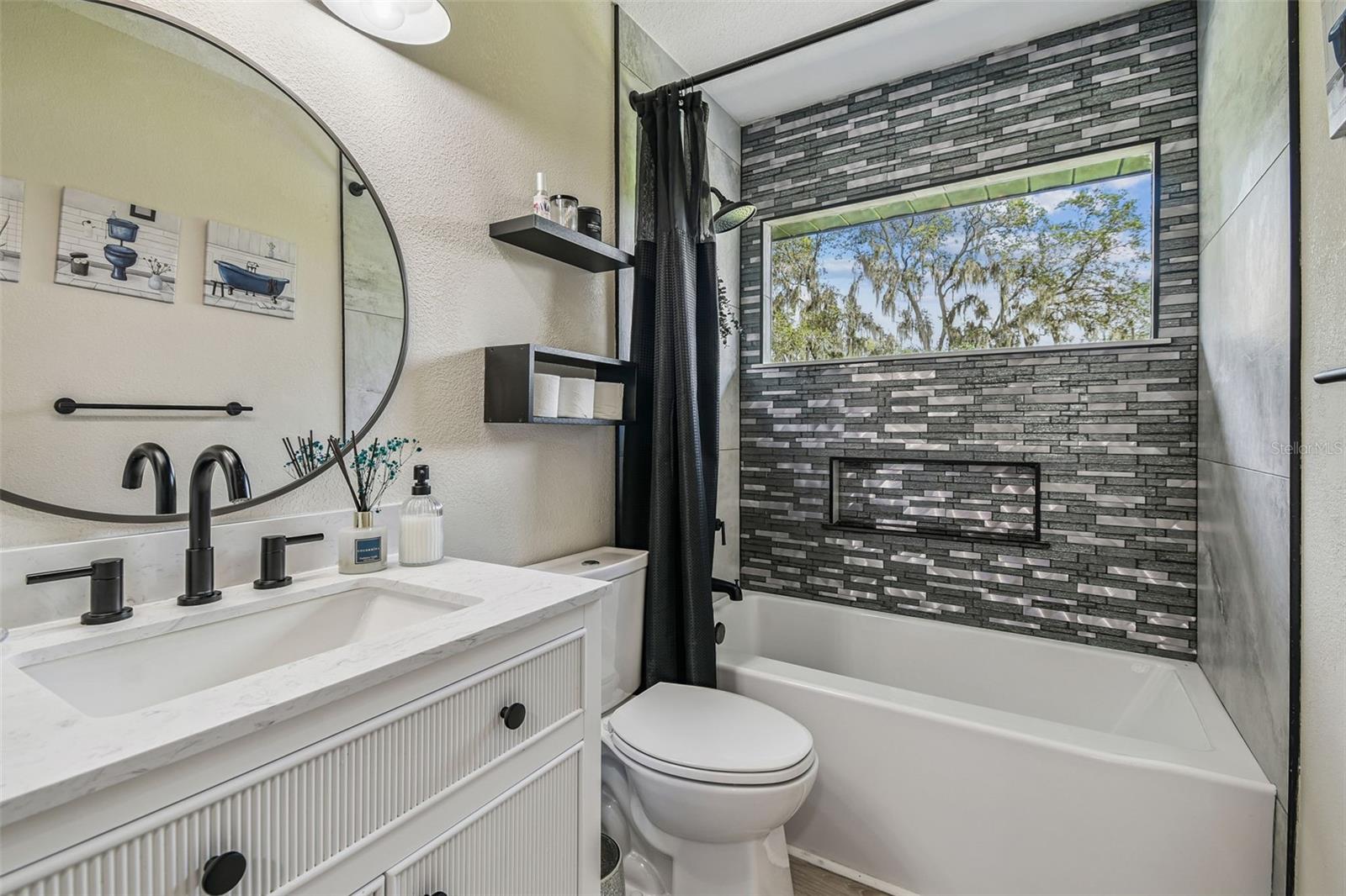 Image 33 of 47 For 2810 Forest Club Drive