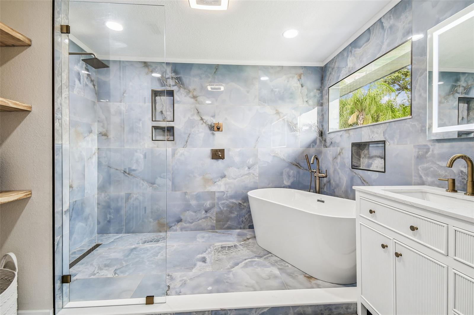 Image 38 of 47 For 2810 Forest Club Drive