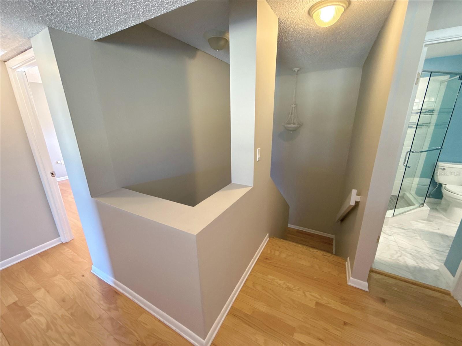 Image 21 of 43 For 13516 Palmwood Lane