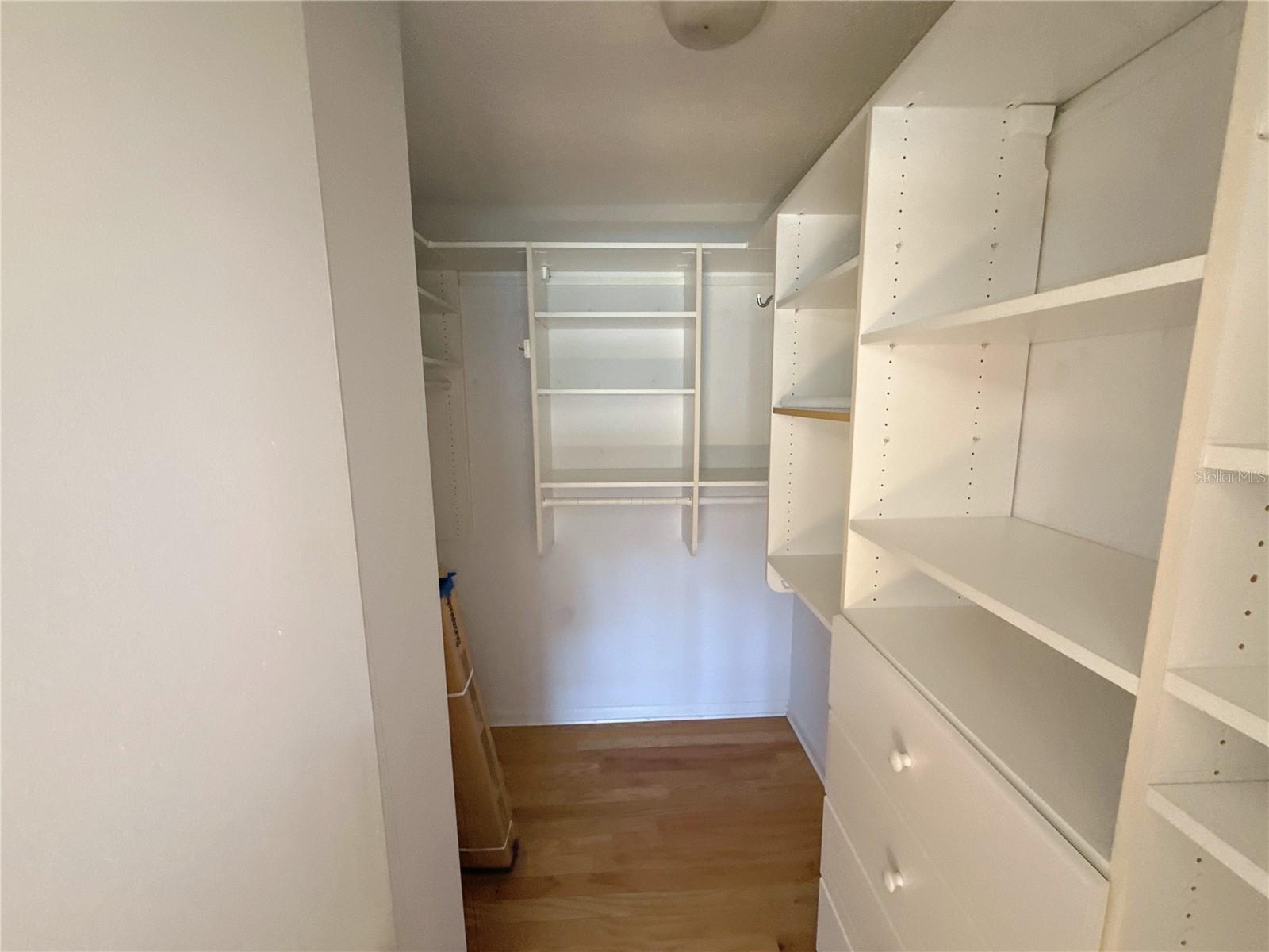 Image 35 of 43 For 13516 Palmwood Lane