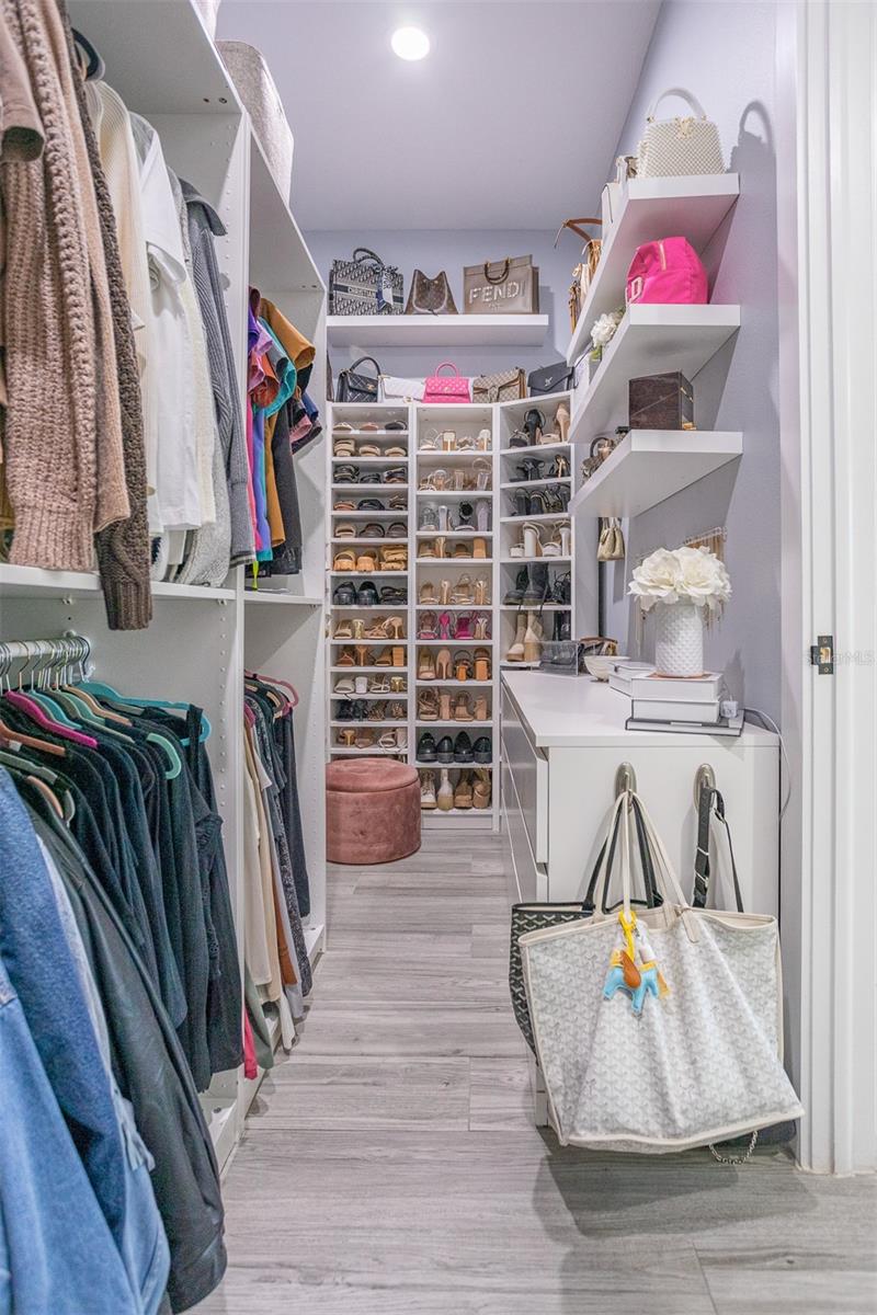 Image 18 of 35 For 3301 Dewey Street