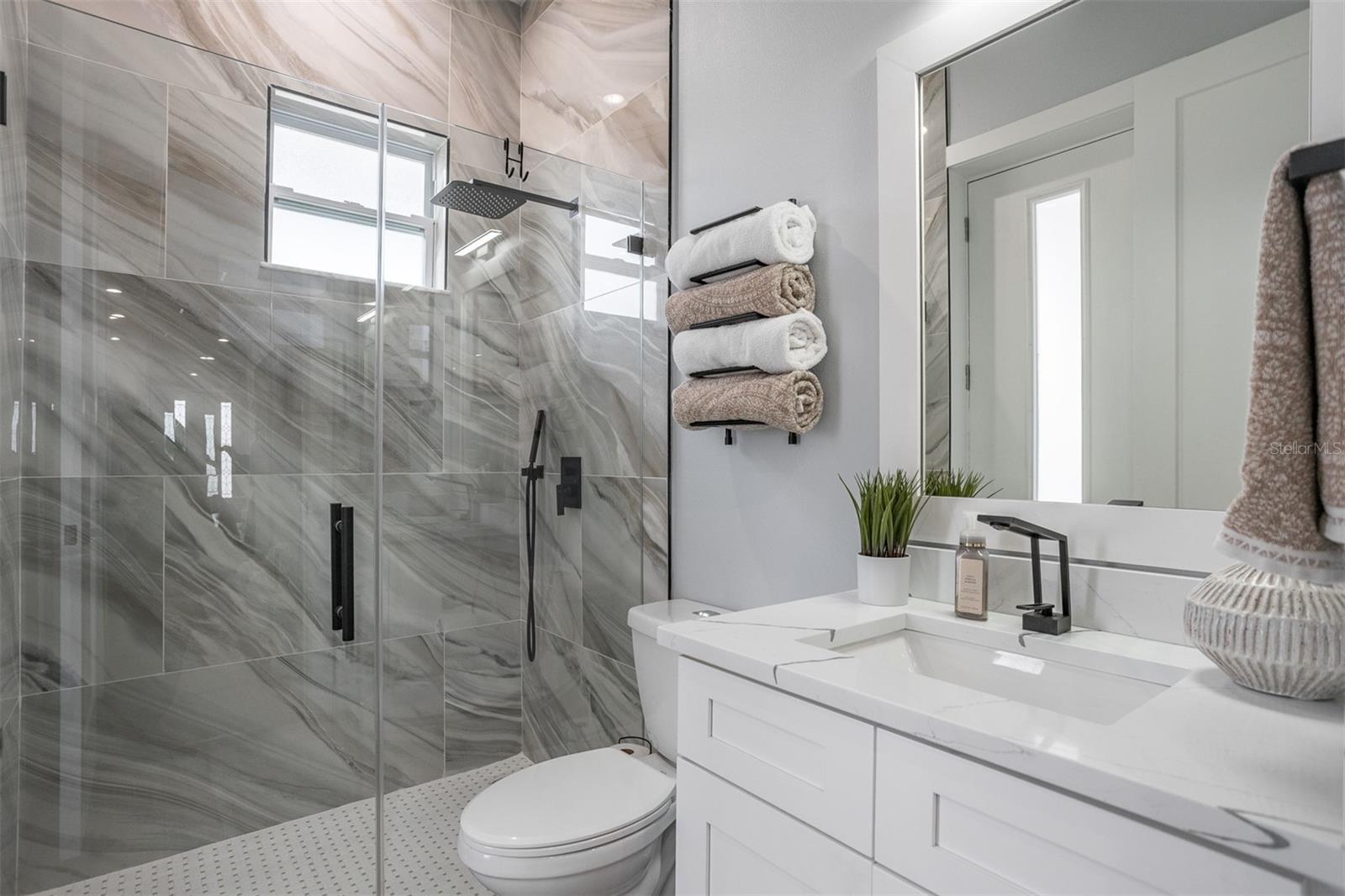 Image 19 of 35 For 3301 Dewey Street