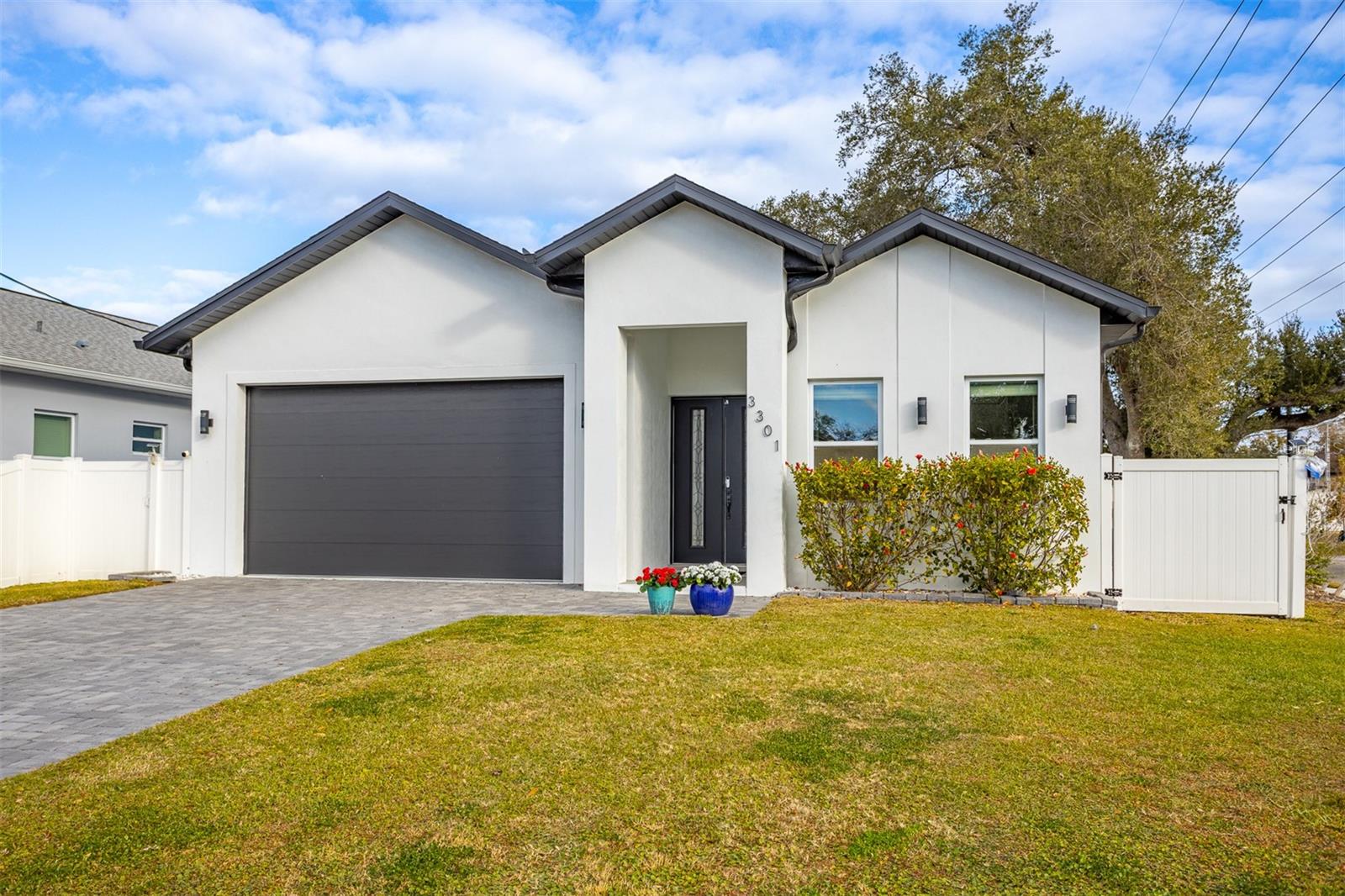 Image 2 of 35 For 3301 Dewey Street