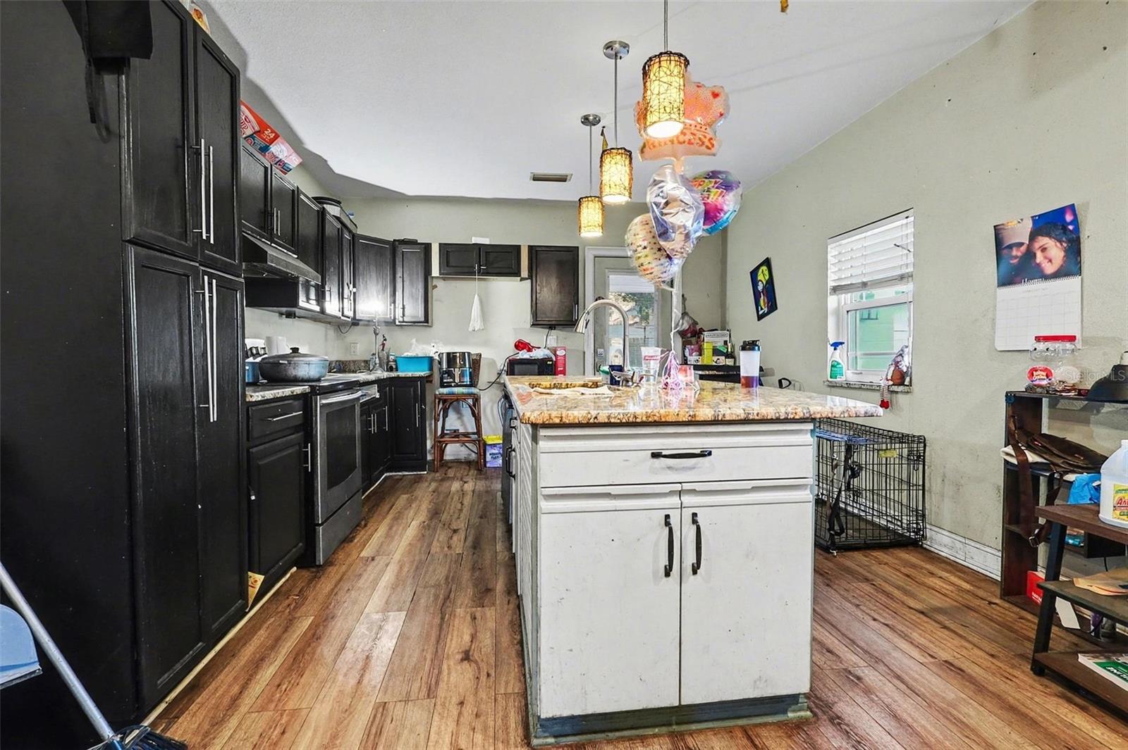 Image 4 of 19 For 1054 State Road 60 E