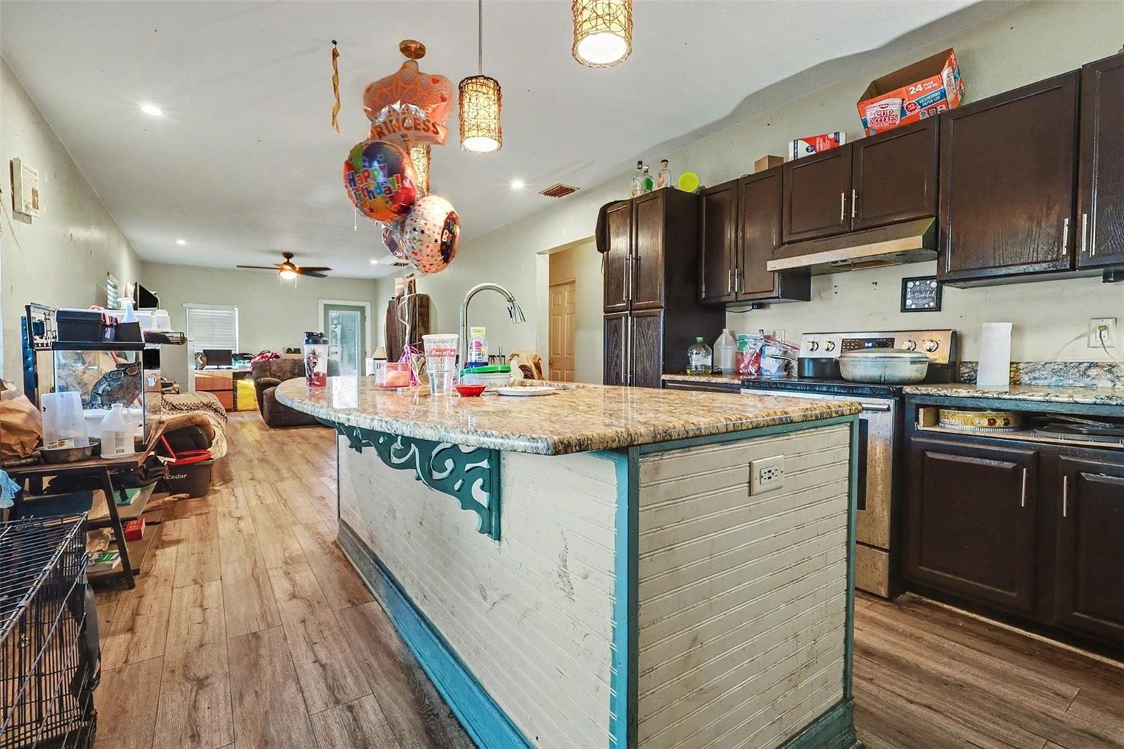 Image 5 of 19 For 1054 State Road 60 E