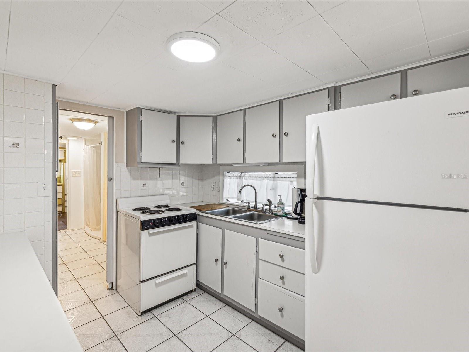 Image 12 of 27 For 1940 Shady Cove Drive