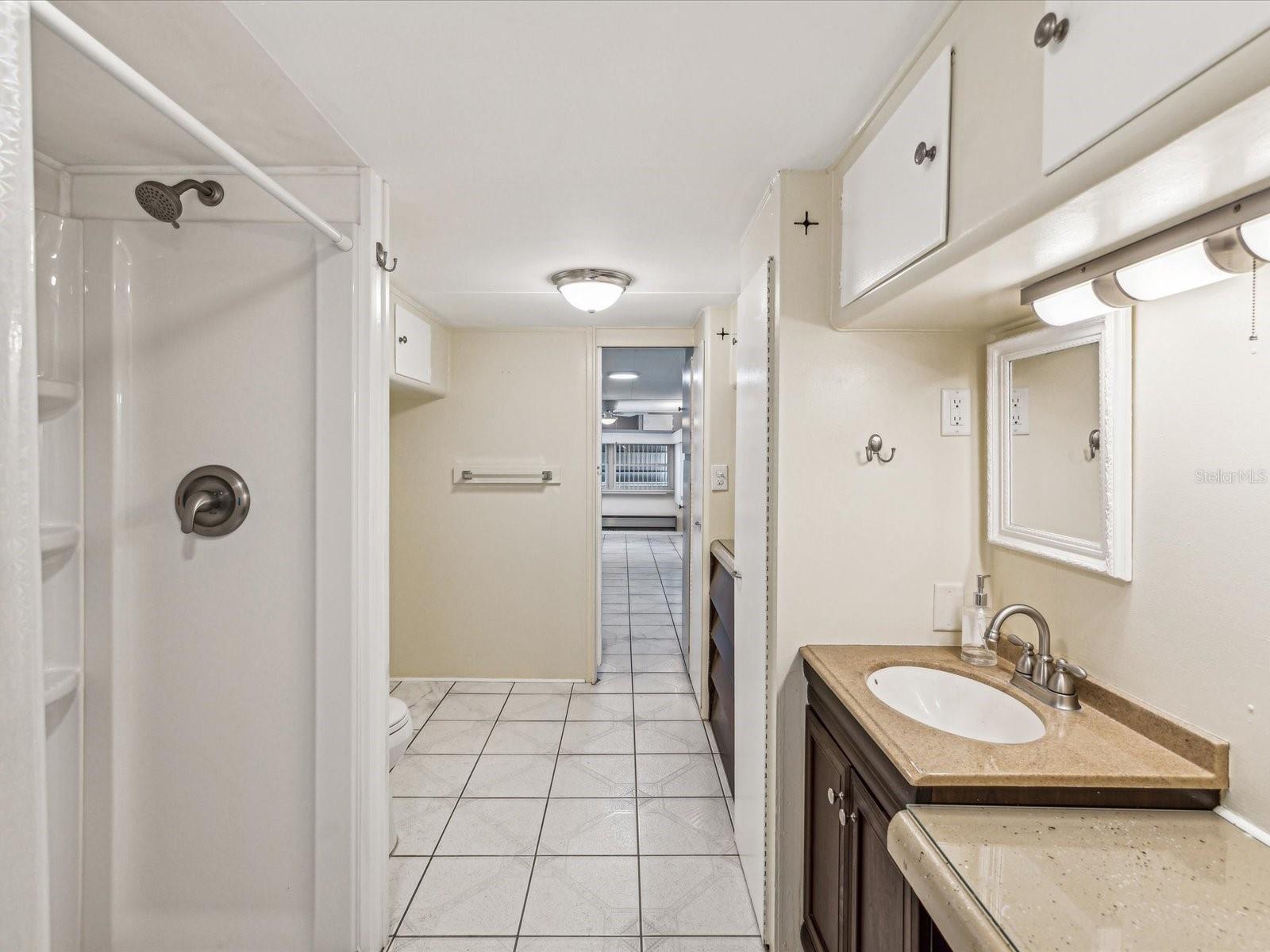 Image 21 of 27 For 1940 Shady Cove Drive