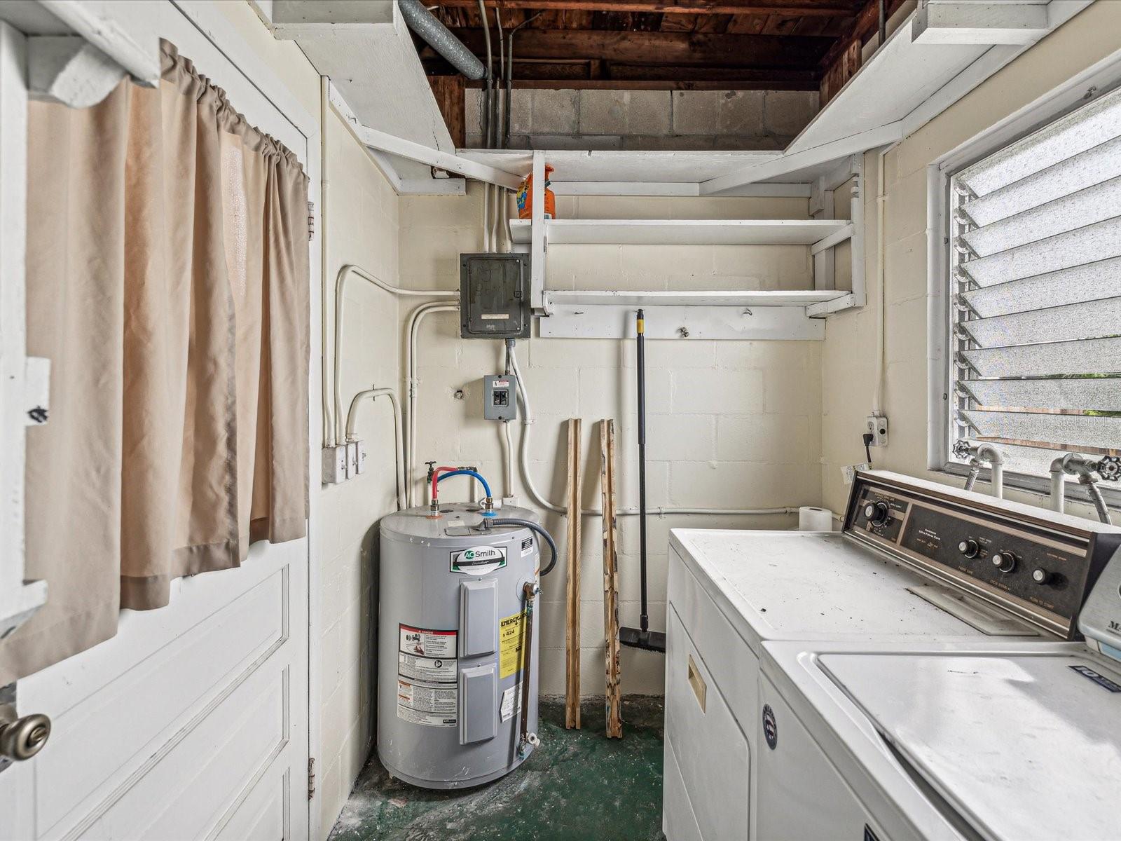 Image 25 of 27 For 1940 Shady Cove Drive