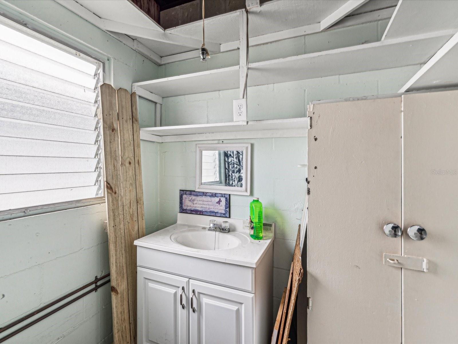 Image 26 of 27 For 1940 Shady Cove Drive