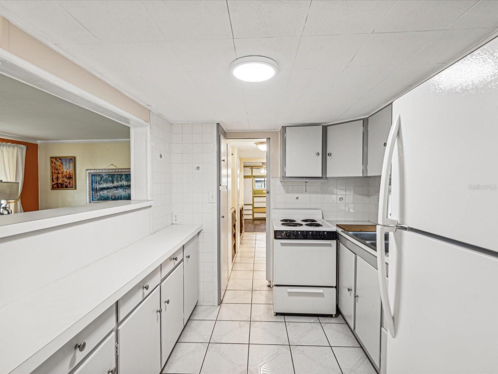 Image 4 of 27 For 1940 Shady Cove Drive