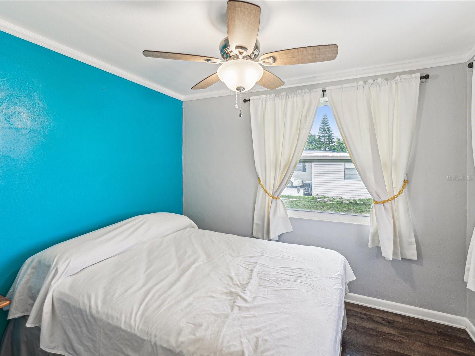 Image 5 of 27 For 1940 Shady Cove Drive