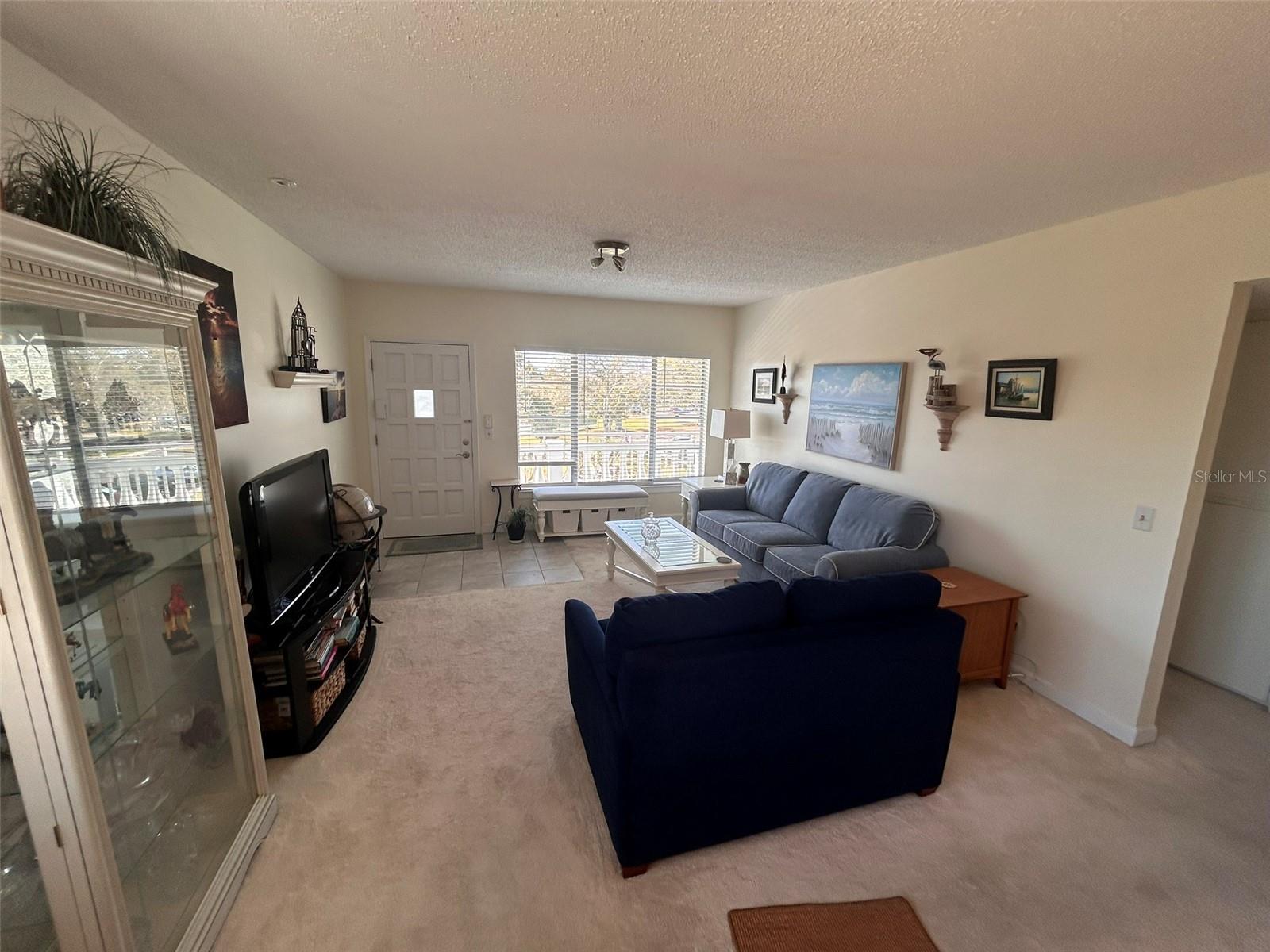 Image 2 of 38 For 2428 Columbia Drive 72