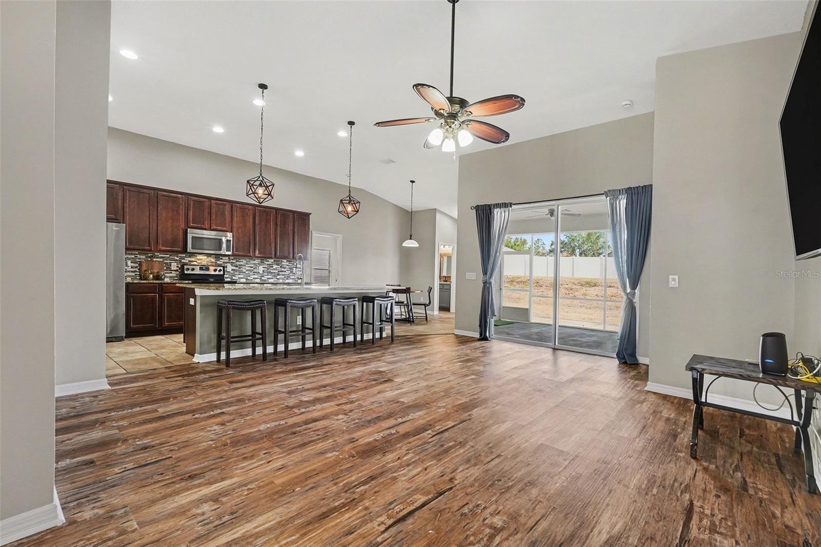 Image 10 of 34 For 12324 Loopback Drive