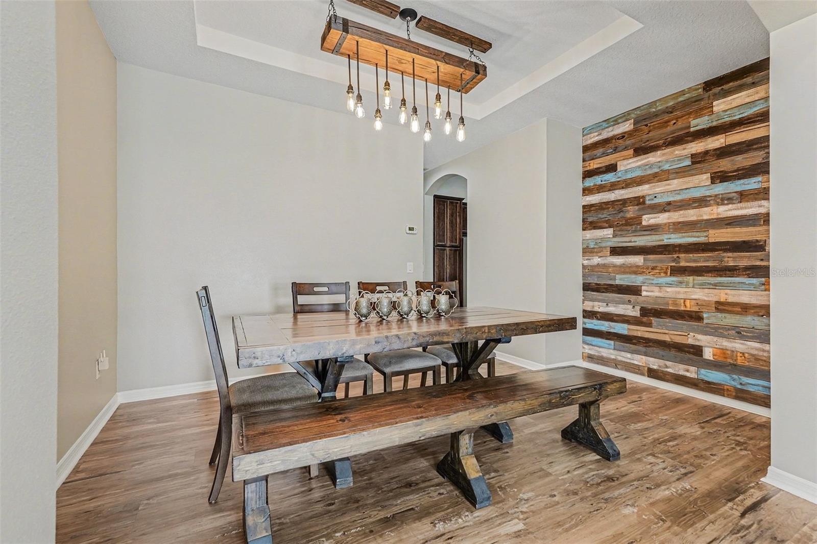 Image 14 of 34 For 12324 Loopback Drive