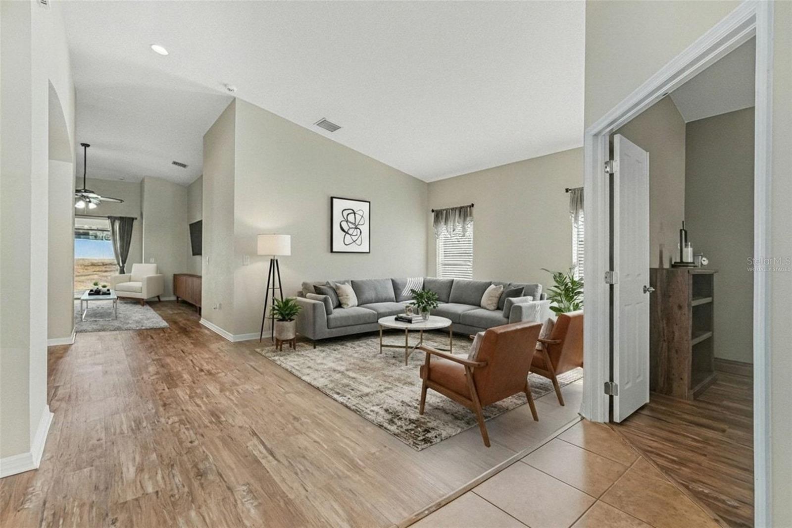 Image 5 of 34 For 12324 Loopback Drive