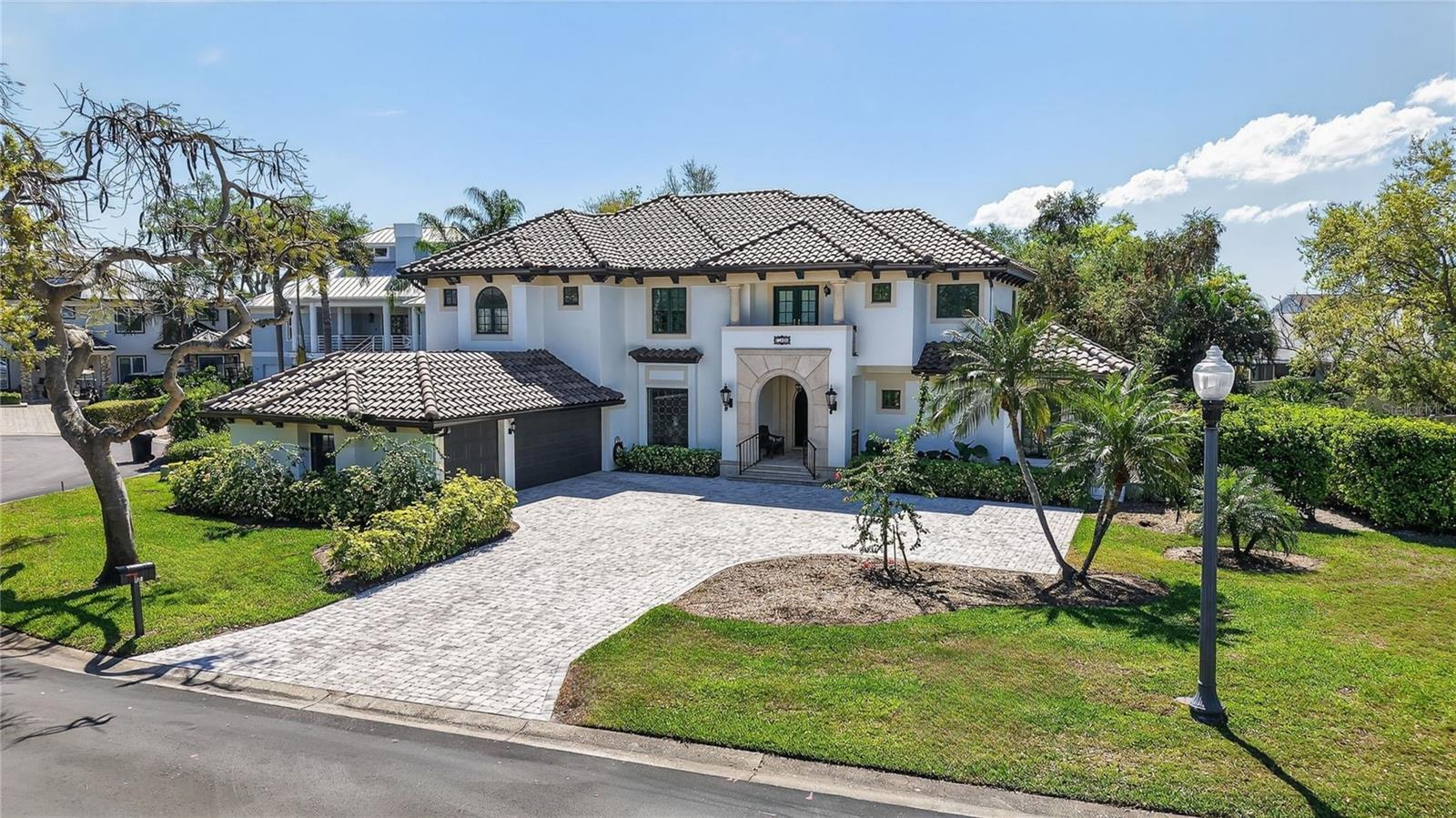 Details for 1100 Tortuga Circle Ne, ST PETERSBURG, FL 33702