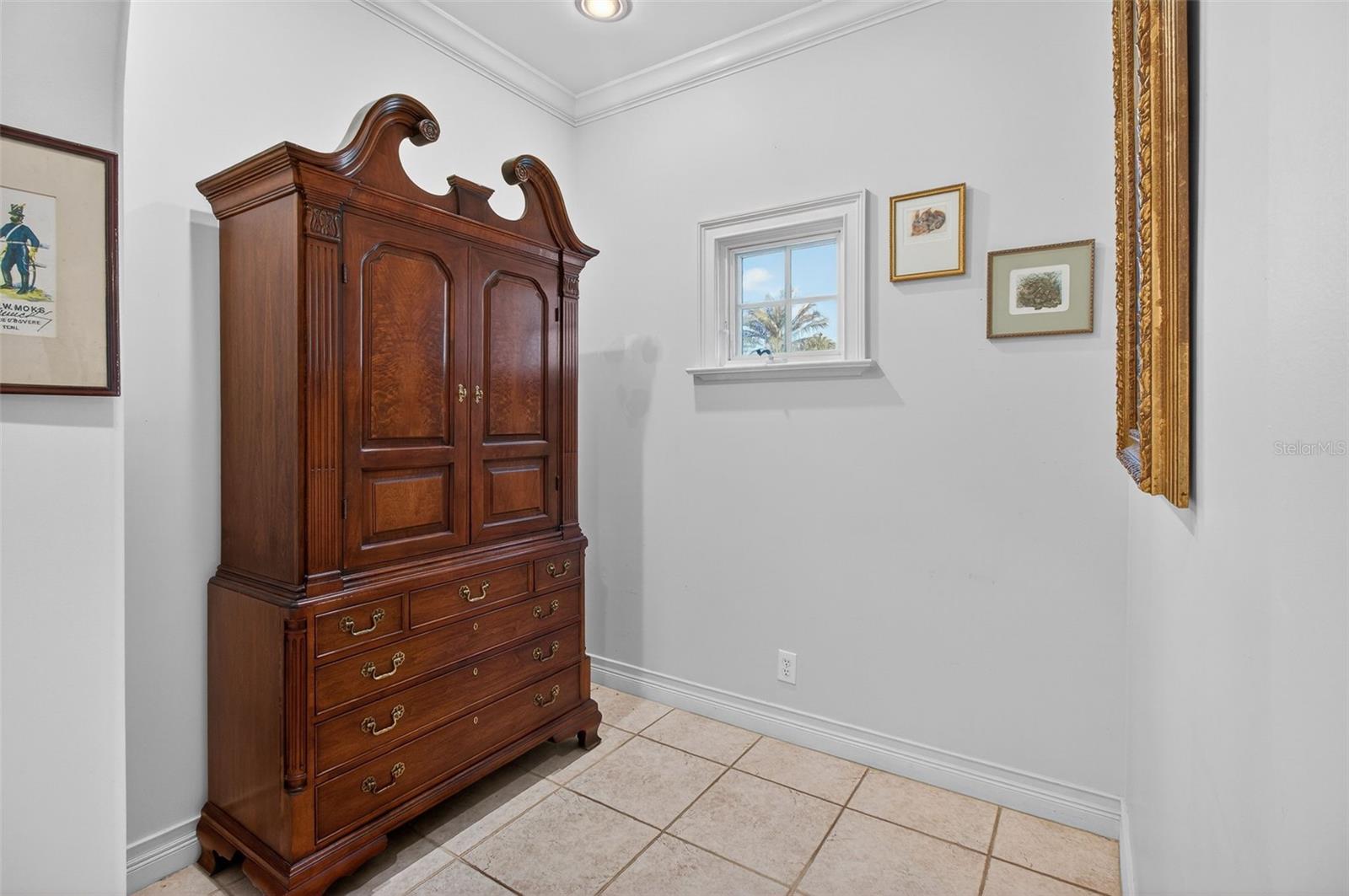 Image 21 of 64 For 1100 Tortuga Circle Ne