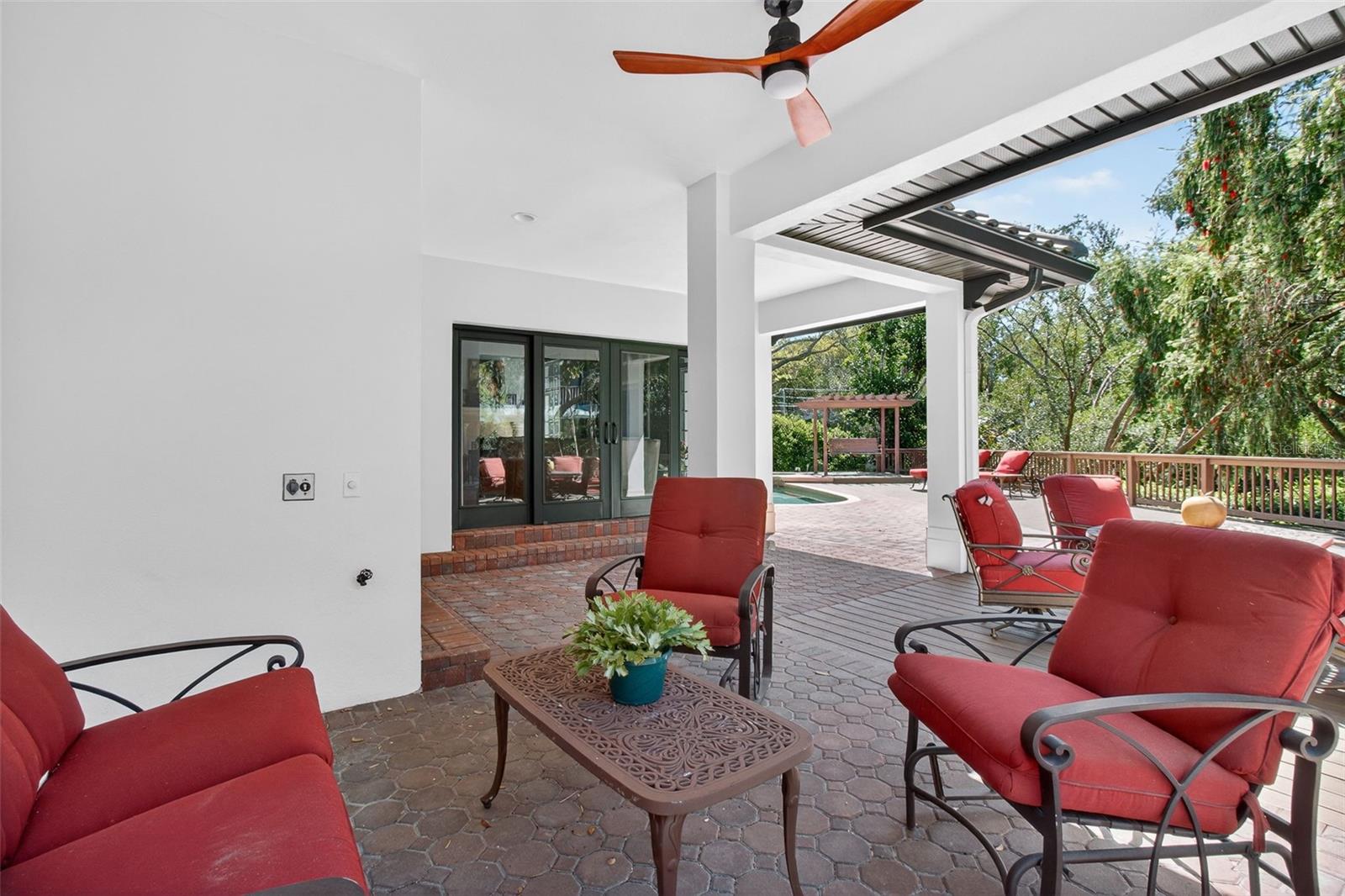 Image 35 of 64 For 1100 Tortuga Circle Ne