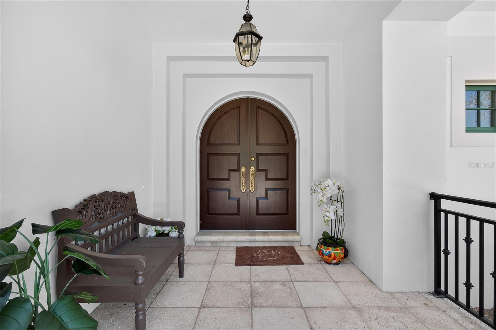 Image 4 of 64 For 1100 Tortuga Circle Ne