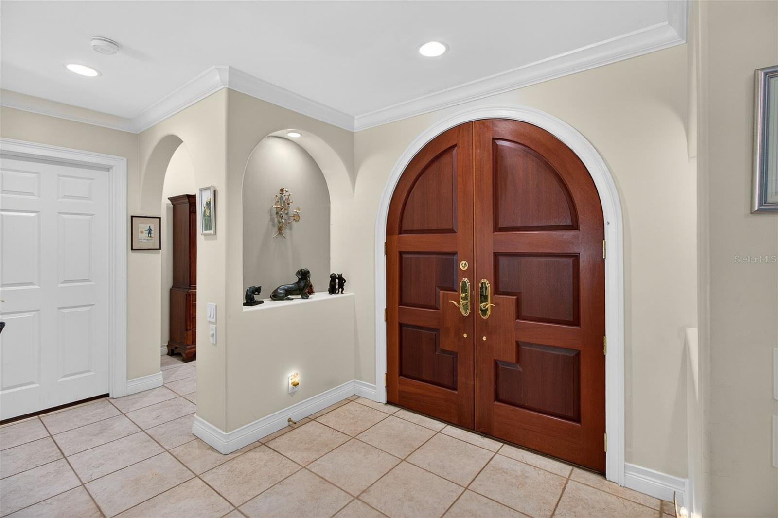 Image 5 of 64 For 1100 Tortuga Circle Ne