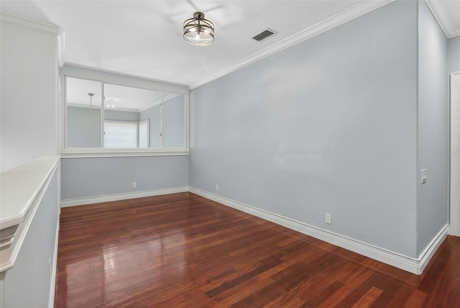 Image 50 of 64 For 1100 Tortuga Circle Ne