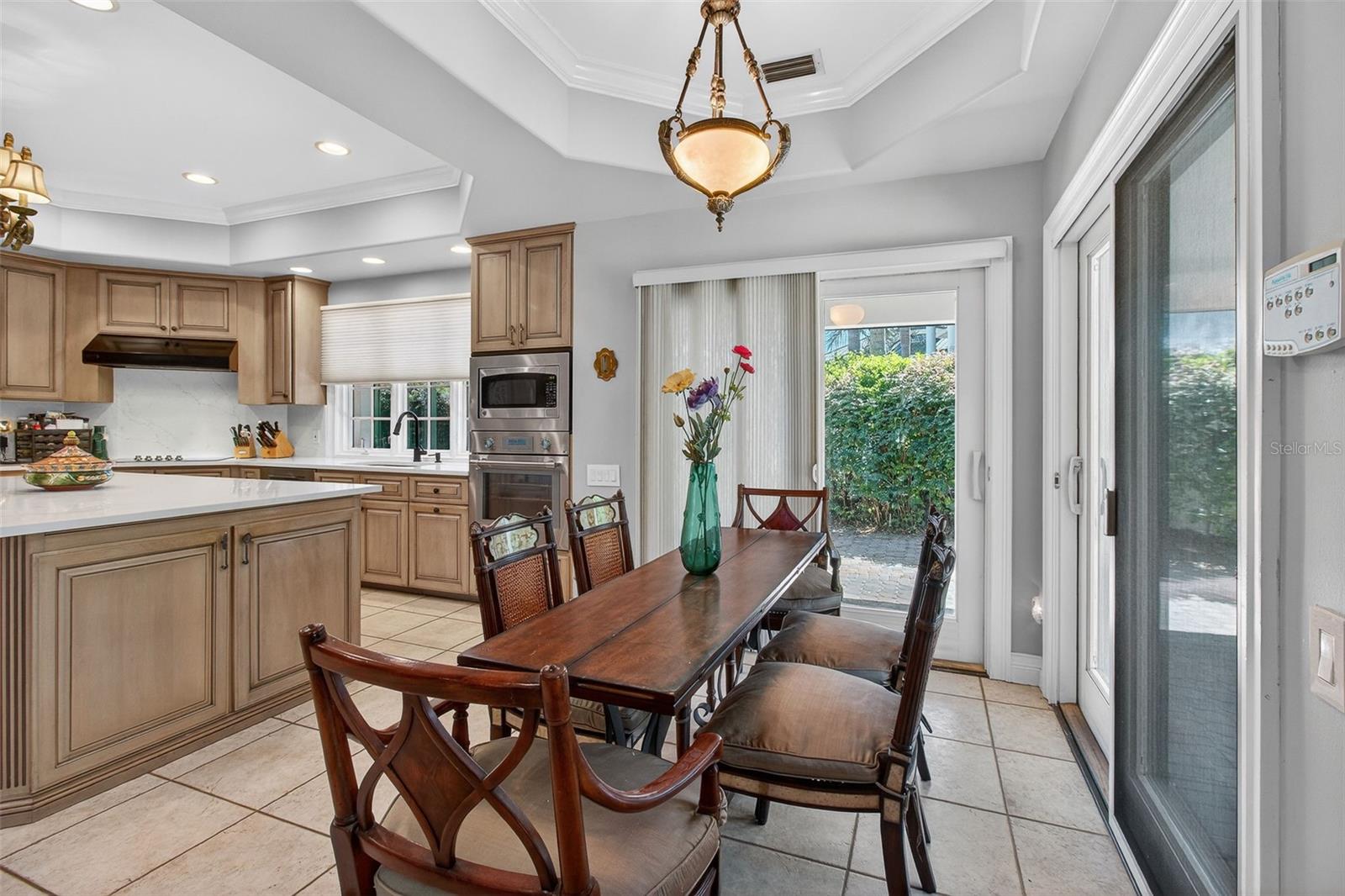 Image 9 of 64 For 1100 Tortuga Circle Ne