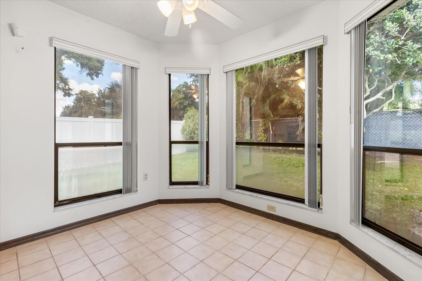 Image 10 of 26 For 2483 Islander Court