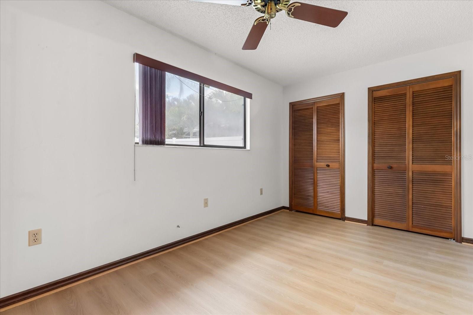 Image 12 of 26 For 2483 Islander Court